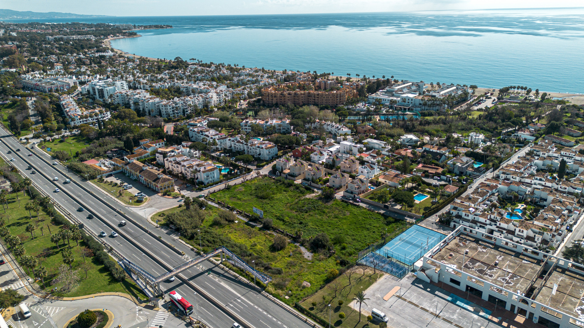 Plot for 10 villas in Cancelada.