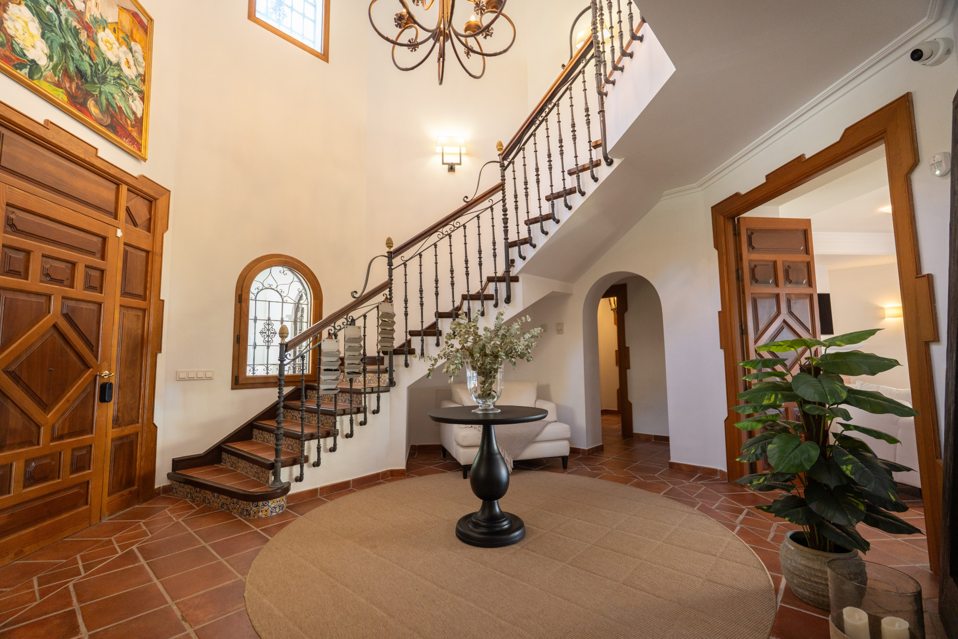 Charming Andalusian Villa with Mountain and Mediterranean Views — photo 2