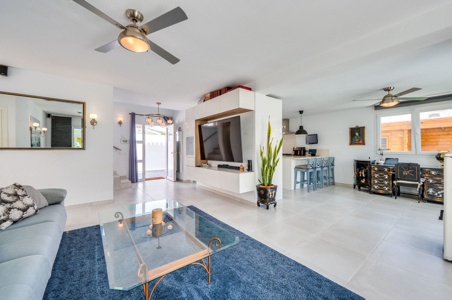 Image 5: Villa - Chalet For sale, Estepona, €1,495,000 [HFMs698234]