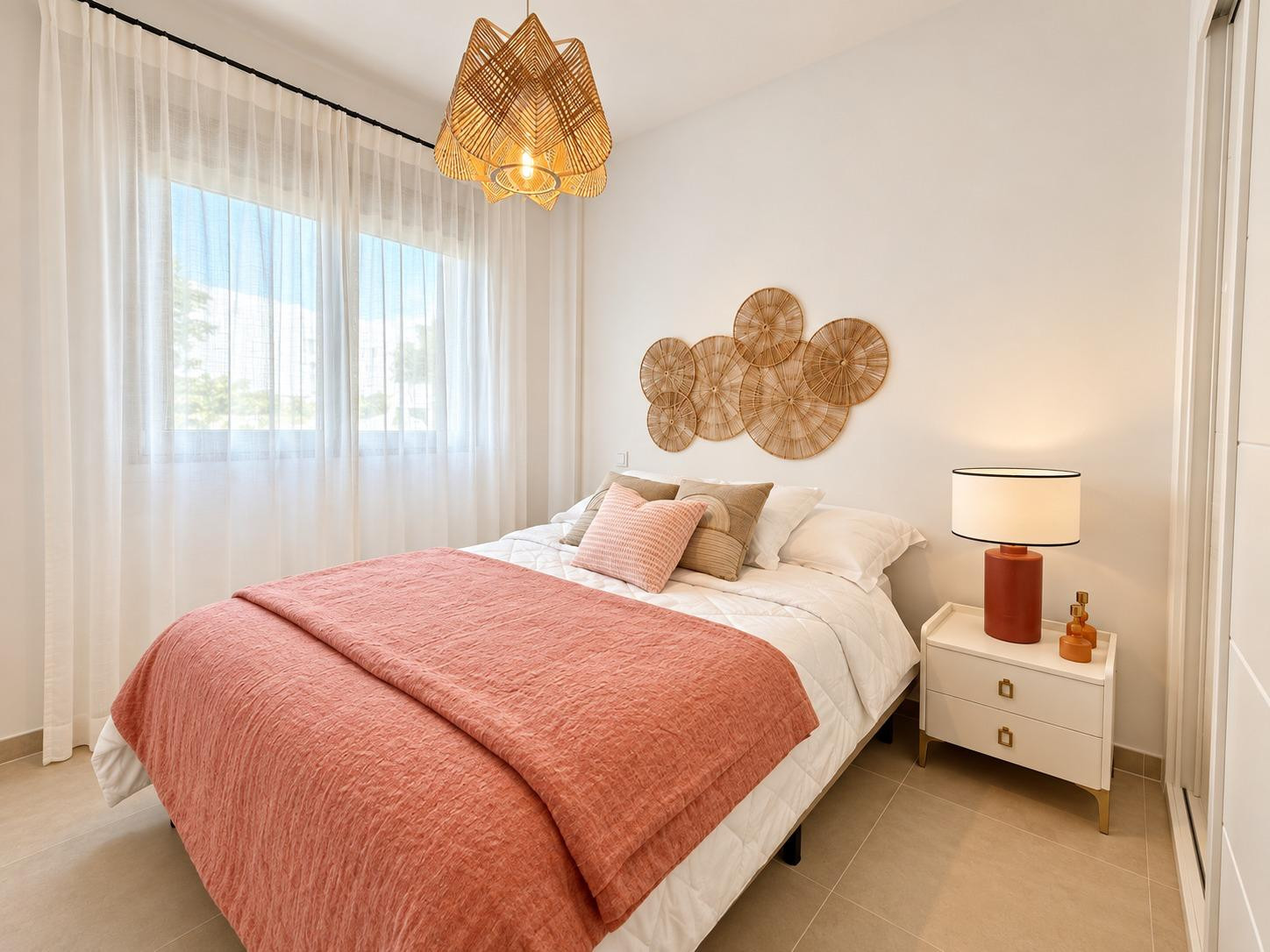 Modern 3-Bedroom Apartment for Long-Term Rent in Isidora Living, Estepona — photo 8