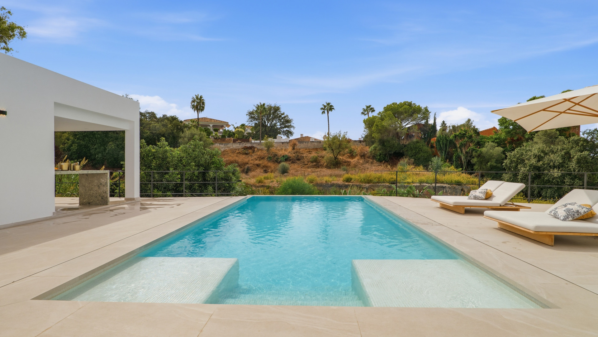 4-bedroom Villa in El Rosario — 4-bedroom Villa in El Rosario