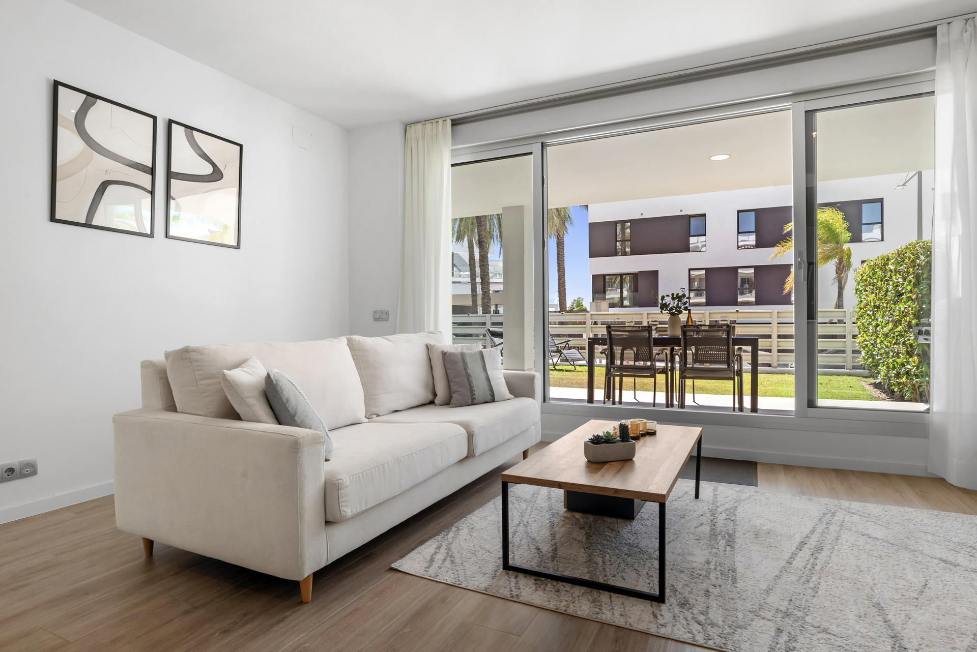 Cancelada Contemporary Apartment