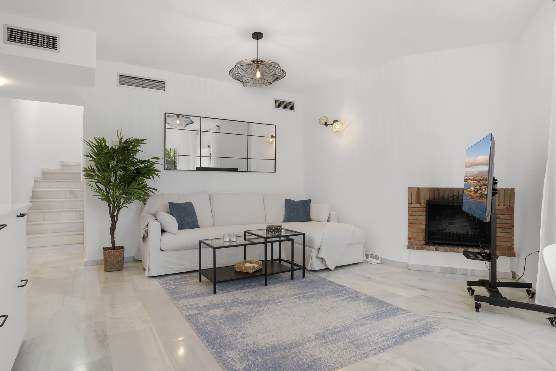 Penthaus zum Verkauf in Nueva Andalucia, Costa del Sol