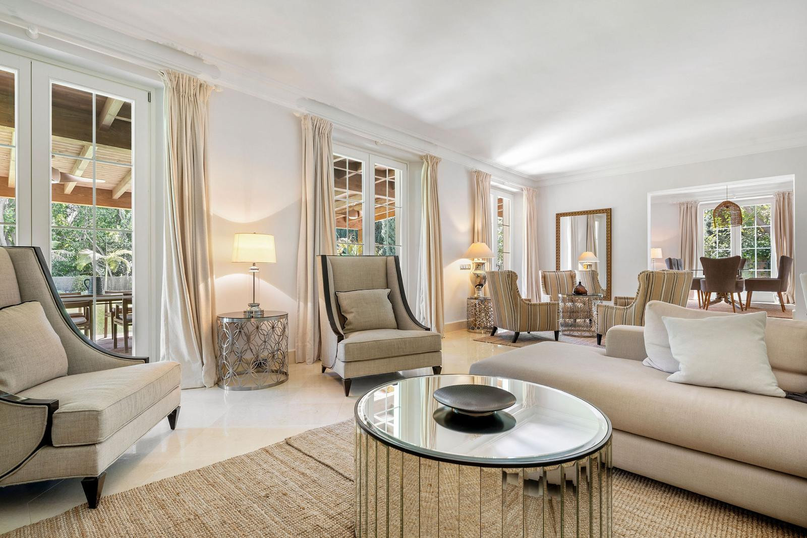 Elegant 4-Bedroom Mediterranean Villa in Nagüeles, Marbella Golden Mile — photo 4