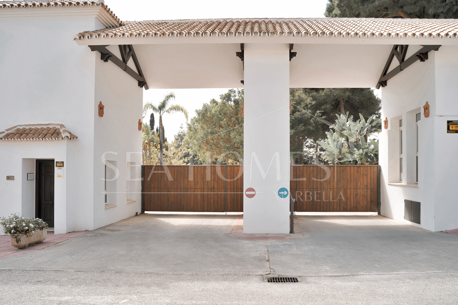 Los Monteros Palm Beach – Exclusive Front Line Beach, Ground Floor Apartment