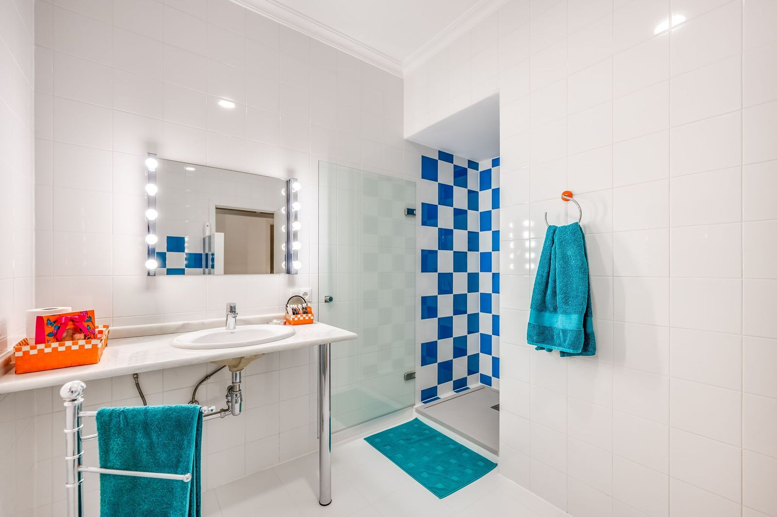 Authentic Andalusian 6-Bedroom Villa with Pool and Golf Views in Sotogrande