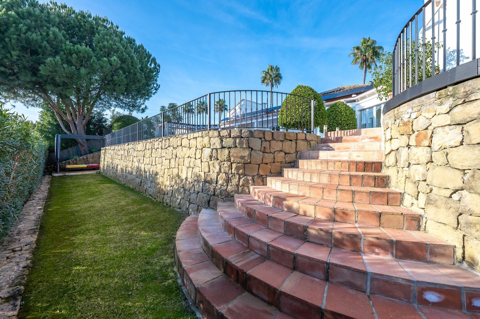 Authentic Andalusian 6-Bedroom Villa with Pool and Golf Views in Sotogrande