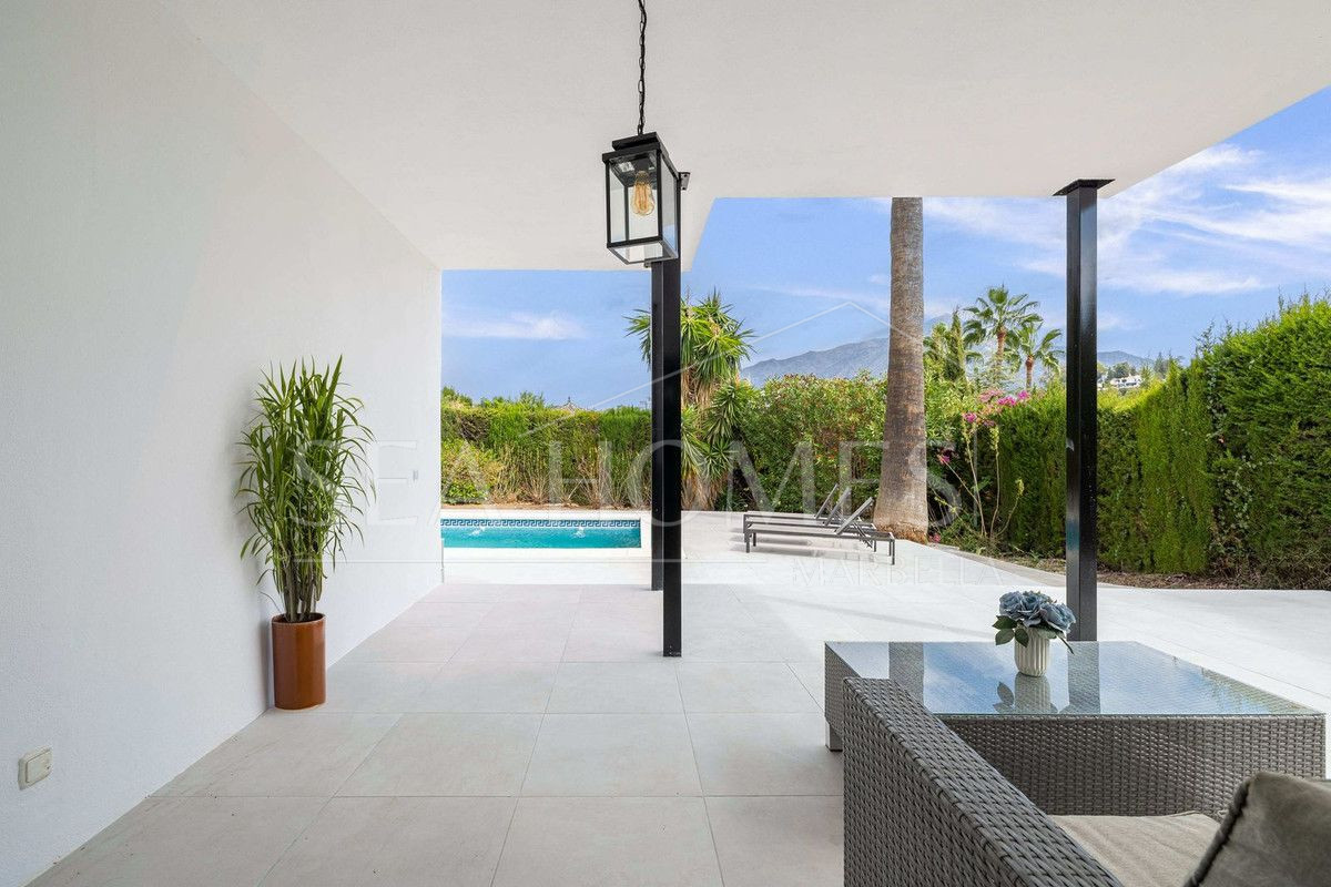 Exquisite Andalusian Villa in Los Naranjos Hill Club