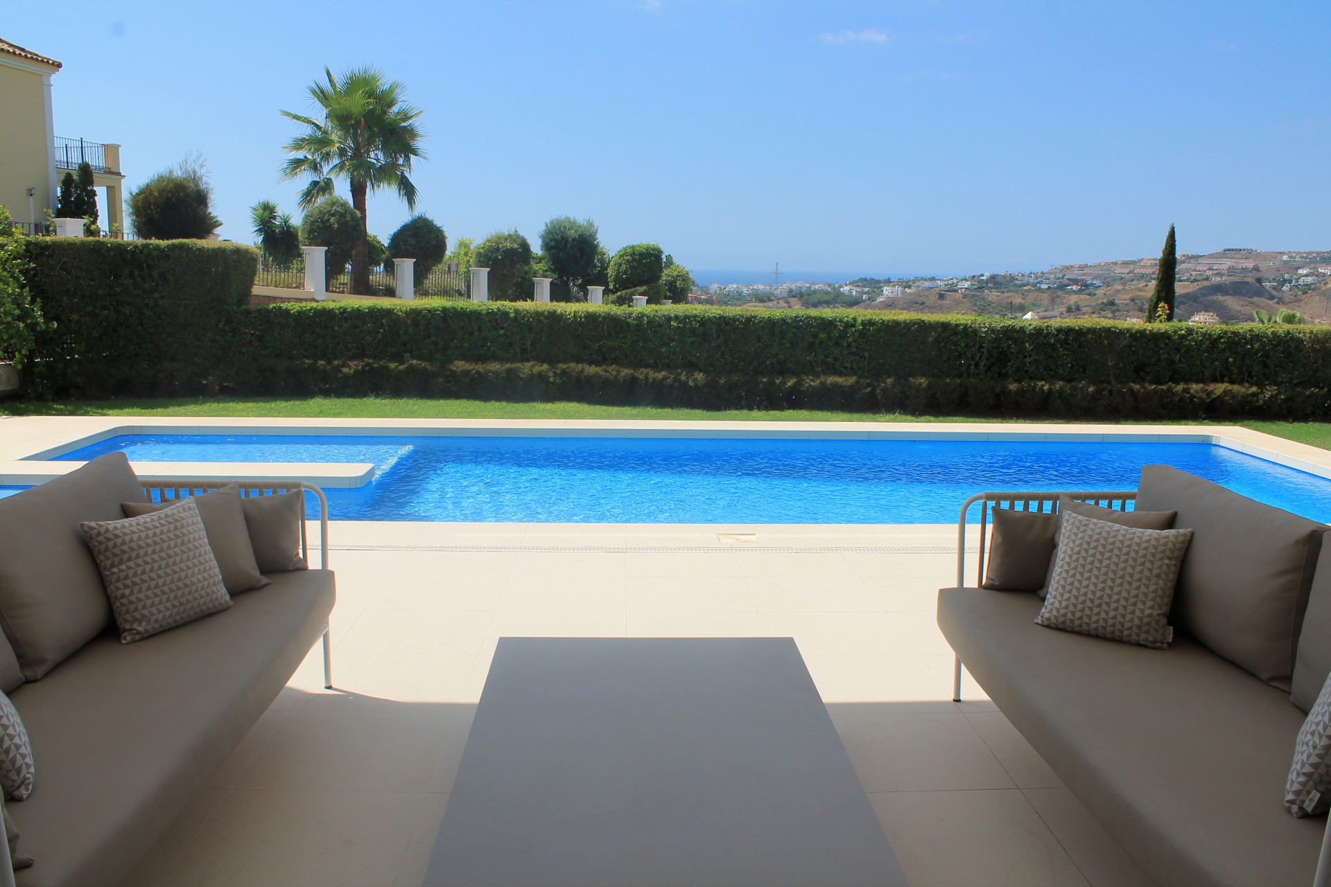 Villa zum Verkauf in Benahavis, Costa del Sol