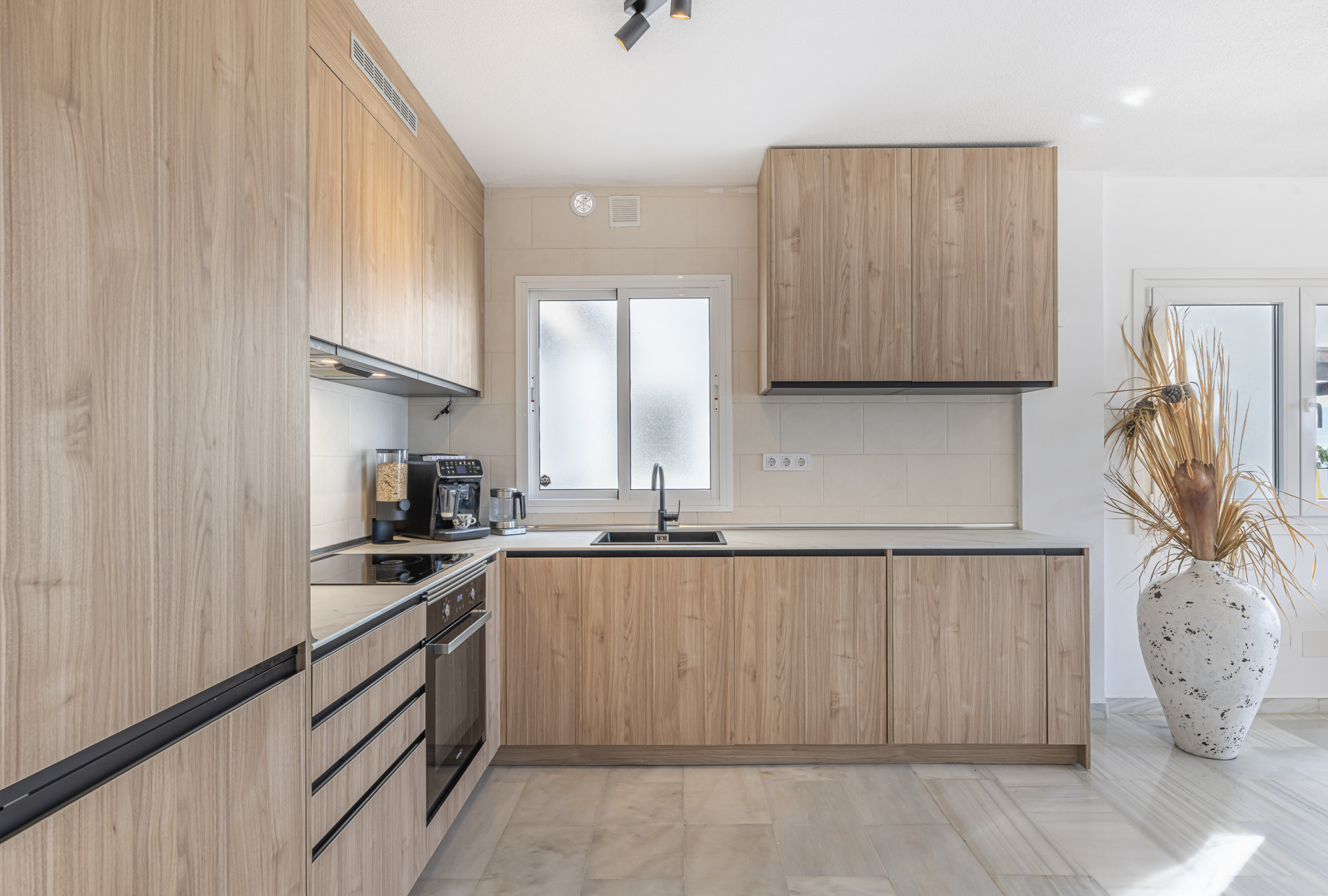 Image {index}: Apartment For sale, Mijas Costa, €375,000 [HTL-00231P]