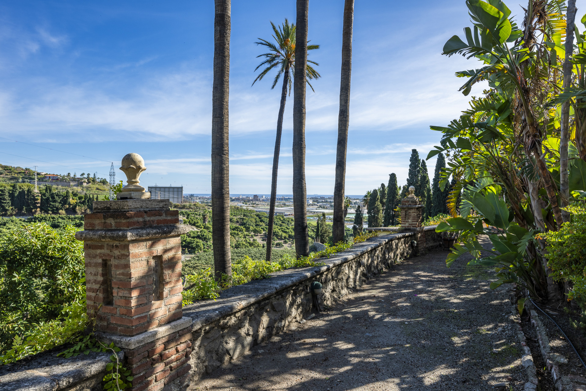 19th-Century Manor House with Approved Hotel Project on Granada's Costa Tropical