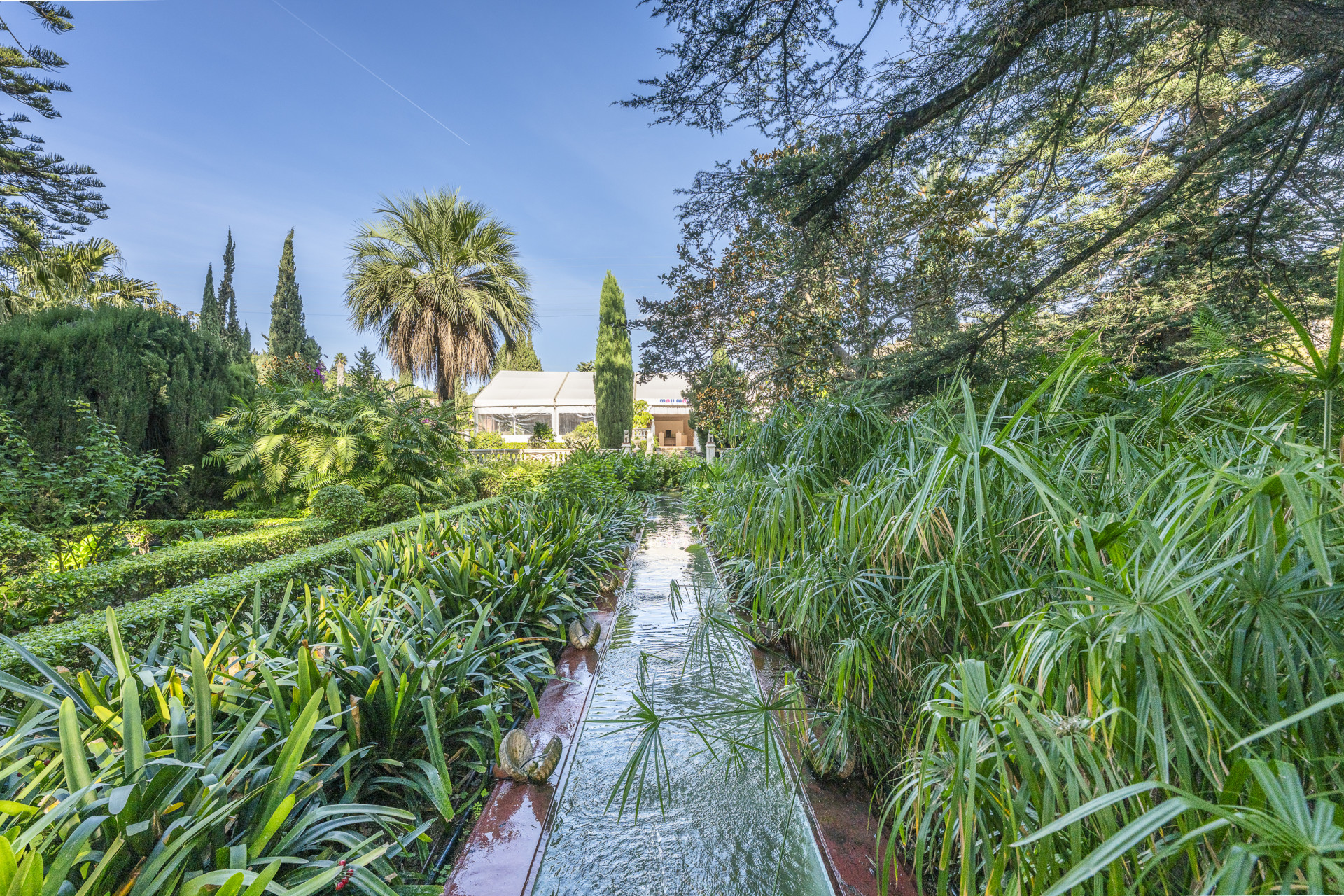 19th-Century Manor House with Approved Hotel Project on Granada's Costa Tropical