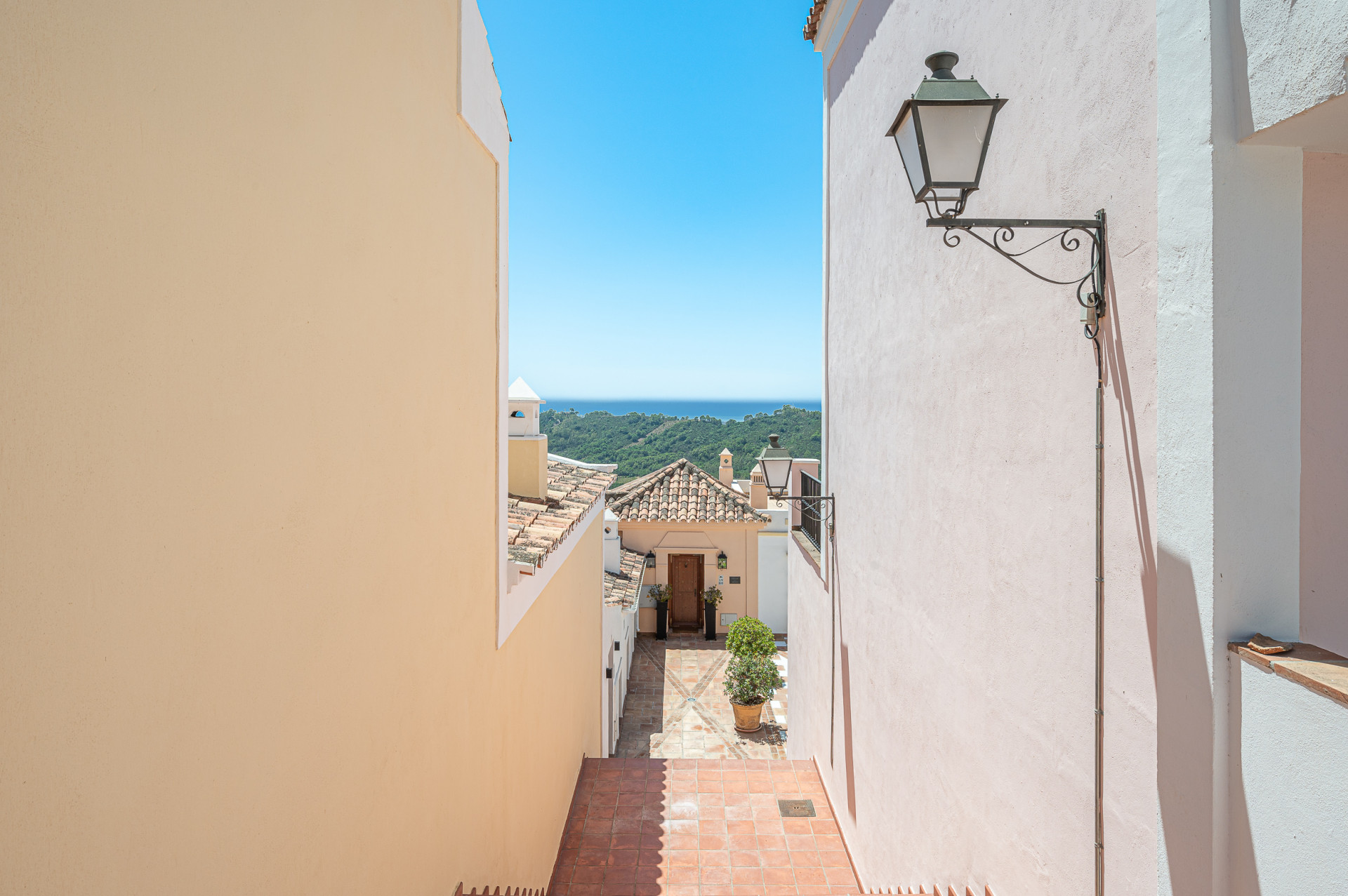 Image {index}: Townhouse For sale, Benahavís, €749,500 [HTL-00186P]