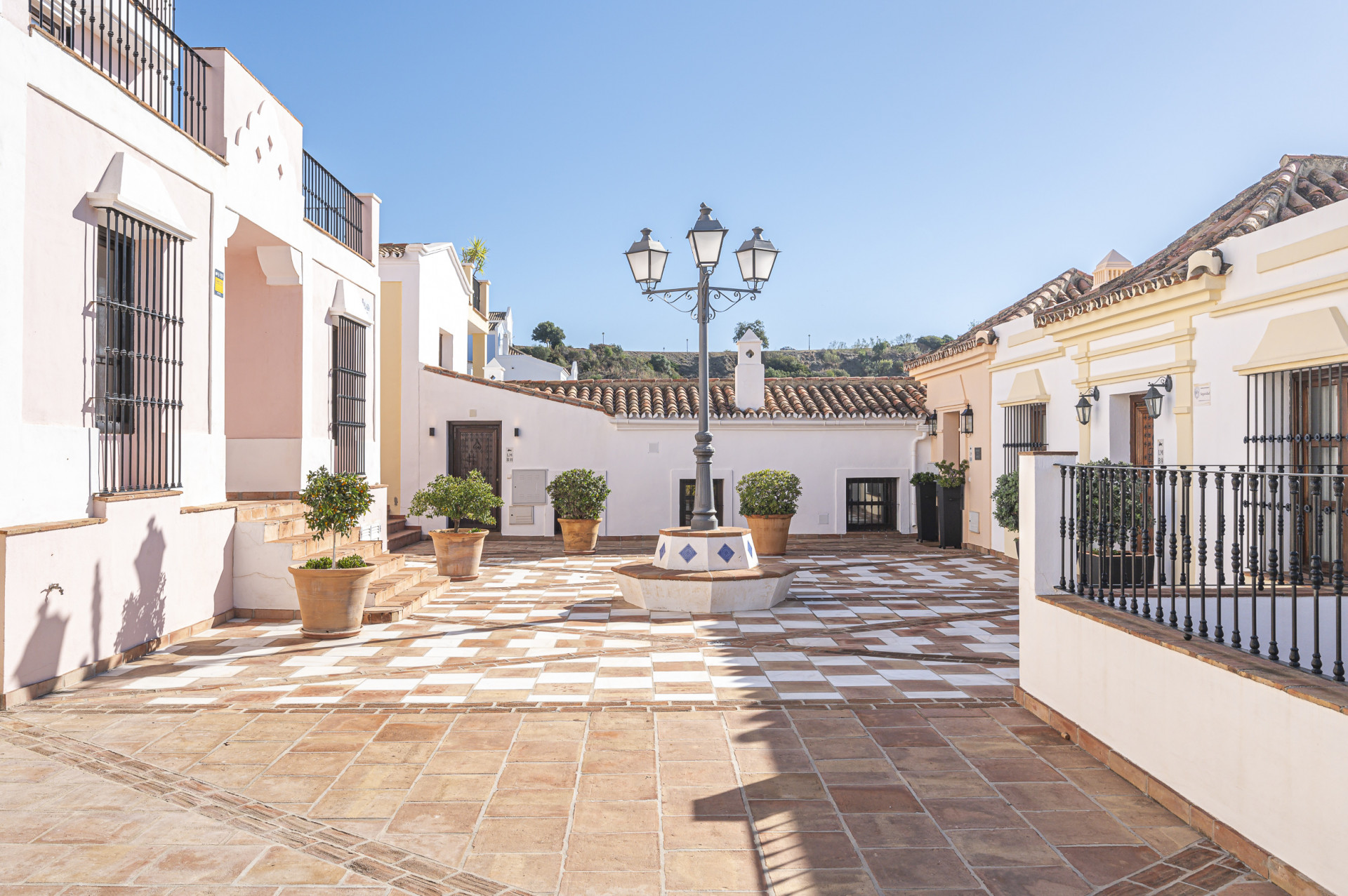 Image {index}: Townhouse For sale, Benahavís, €749,500 [HTL-00186P]