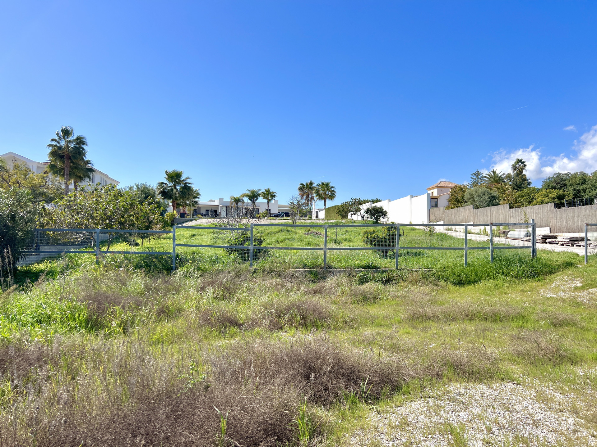 Stunning 3-Bedroom Finca with Horse Stables for Sale in Estepona