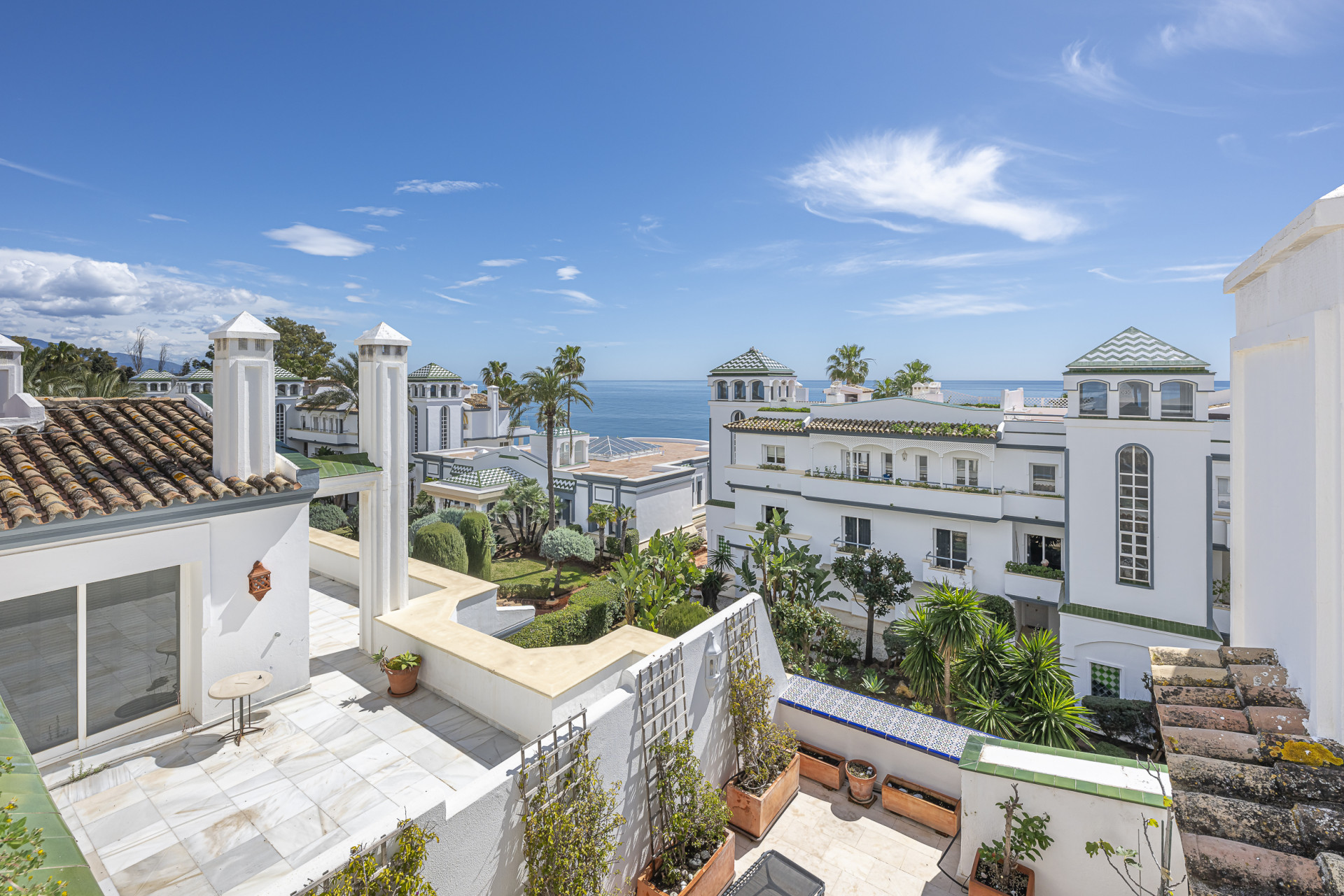 Your Perfect Coastal Escape: Duplex Penthouse for Sale in Dominion Beach, Estepona