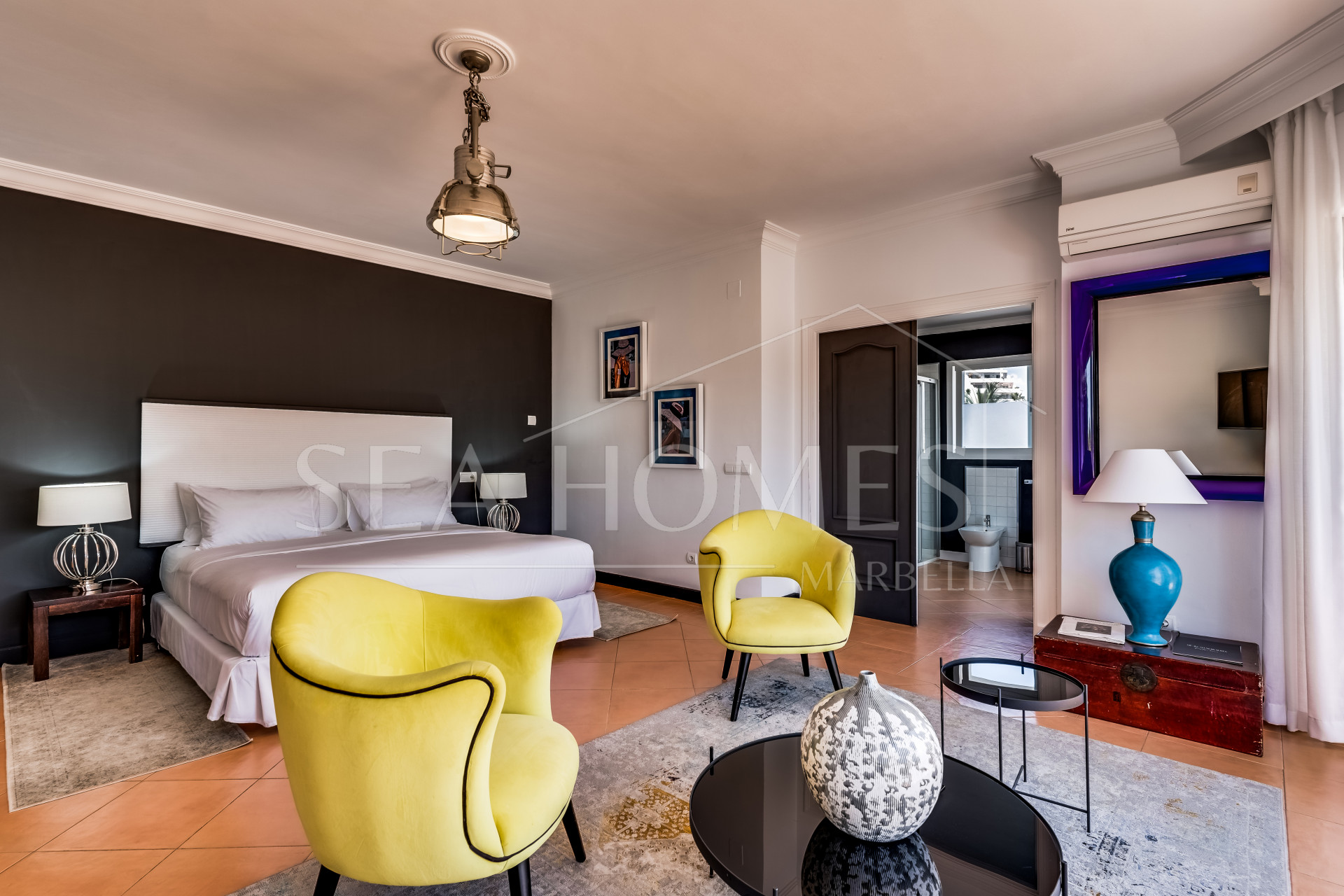 Incredible property with panoramic views!