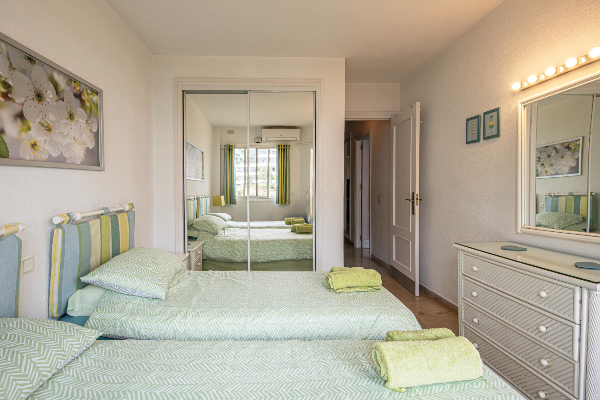 Dreaming of life by the Mediterranean?