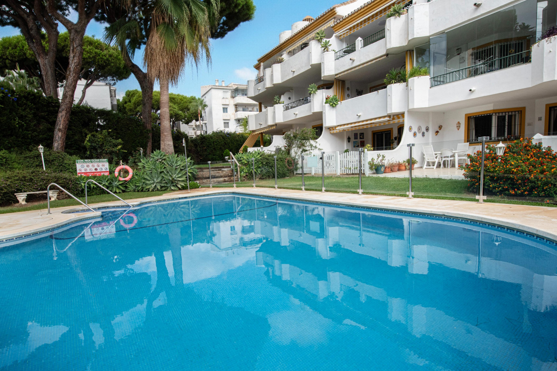 Dreaming of life by the Mediterranean?