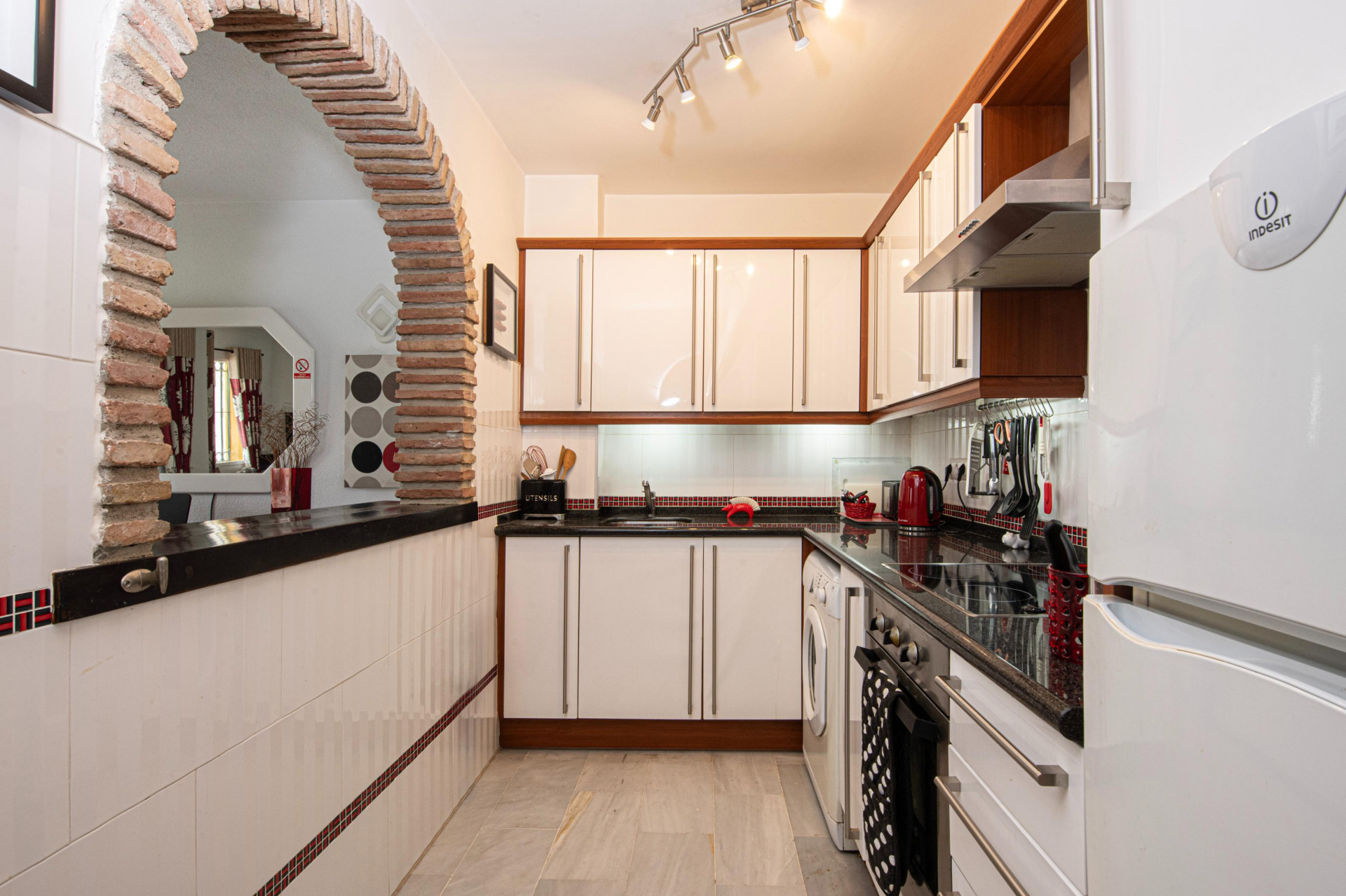 Dreaming of life by the Mediterranean?
