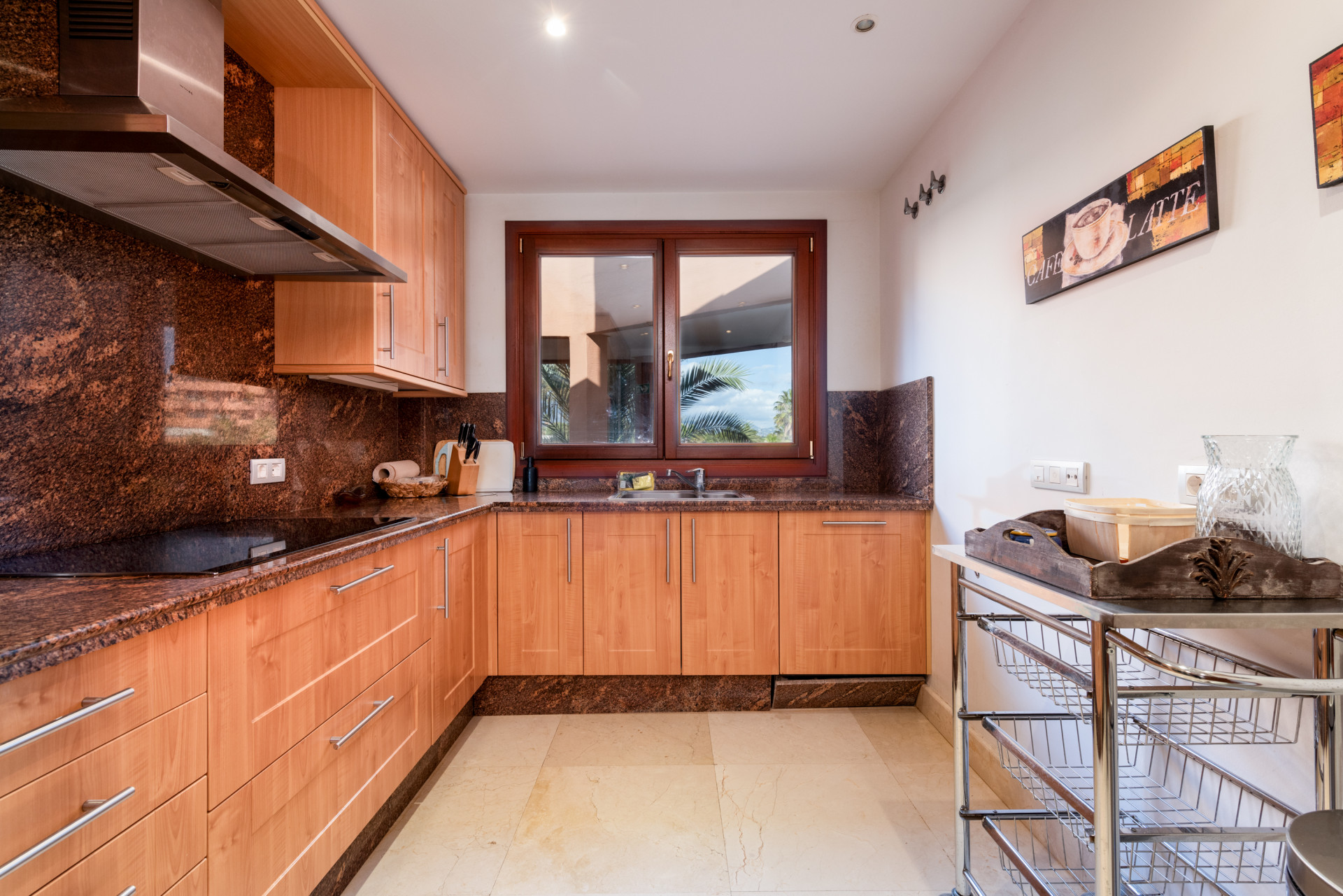 Image {index}: Apartment For sale, Estepona, €1,100,000 [830-00351P]