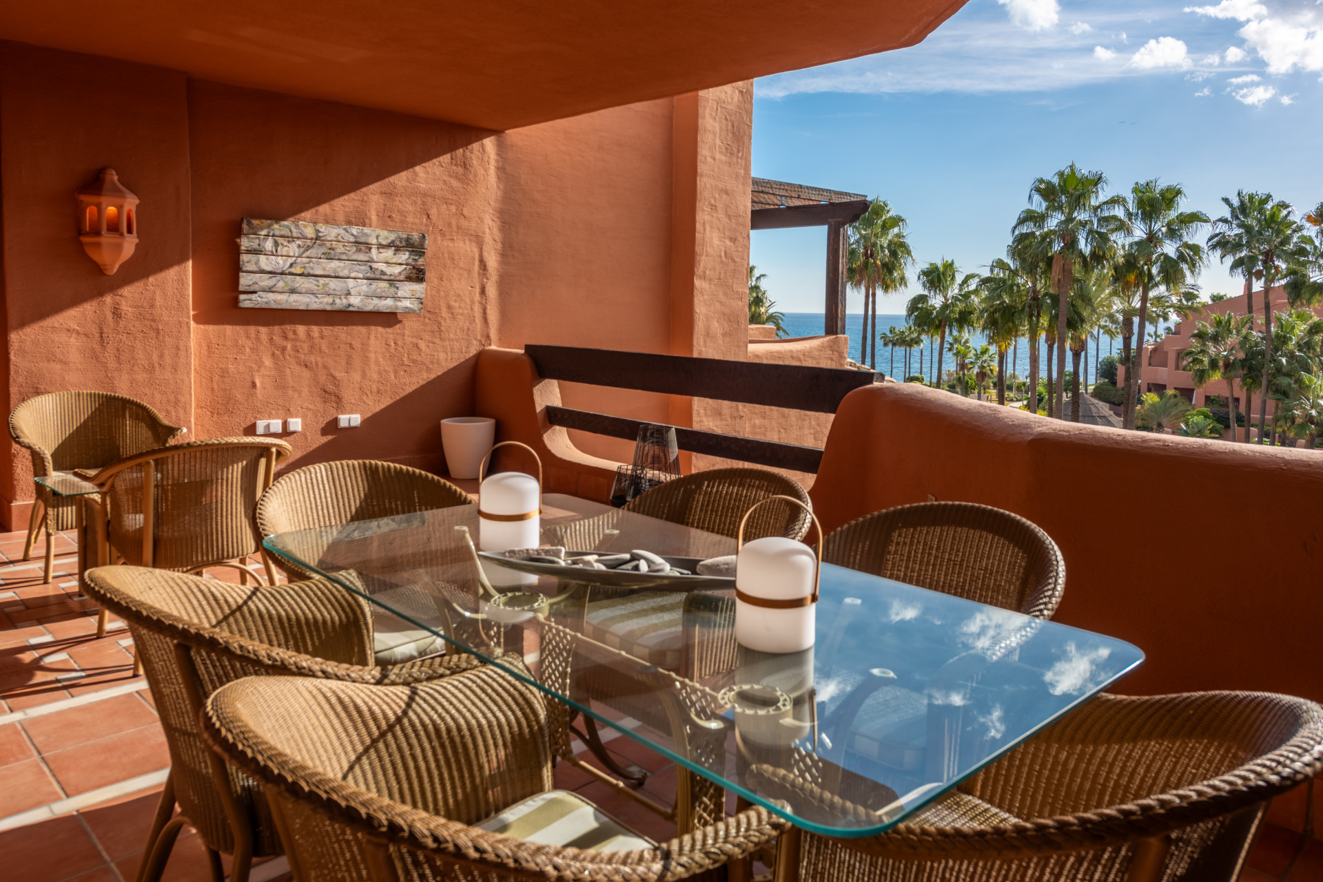 Image {index}: Apartment For sale, Estepona, €1,100,000 [830-00351P]