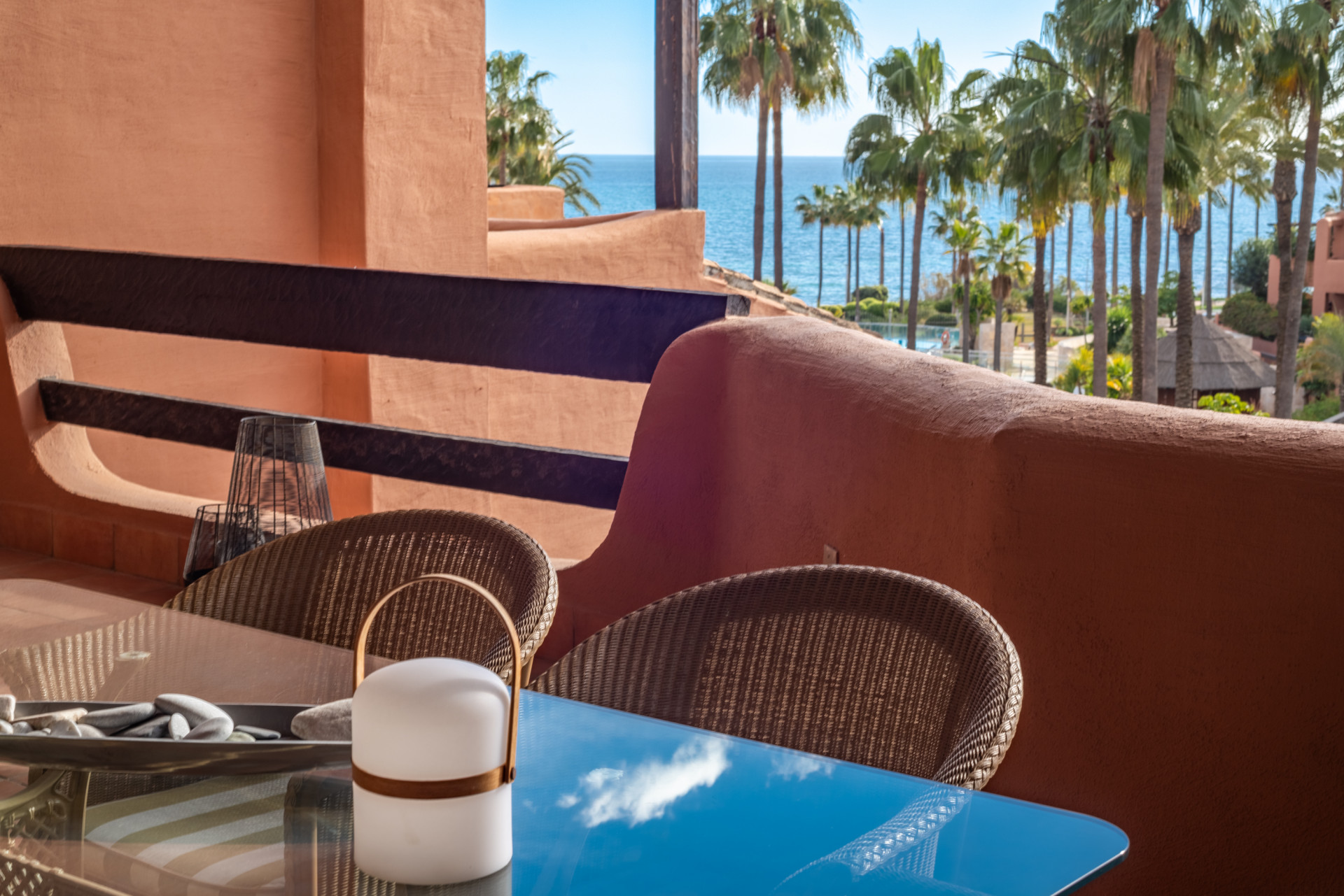 Image {index}: Apartment For sale, Estepona, €1,100,000 [830-00351P]