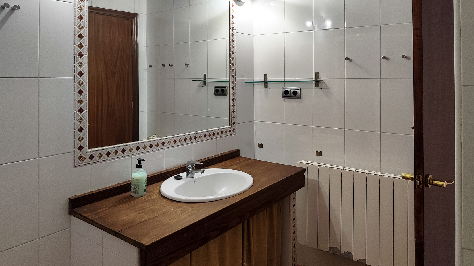 HISTORIC CHARM & MODERN COMFORT