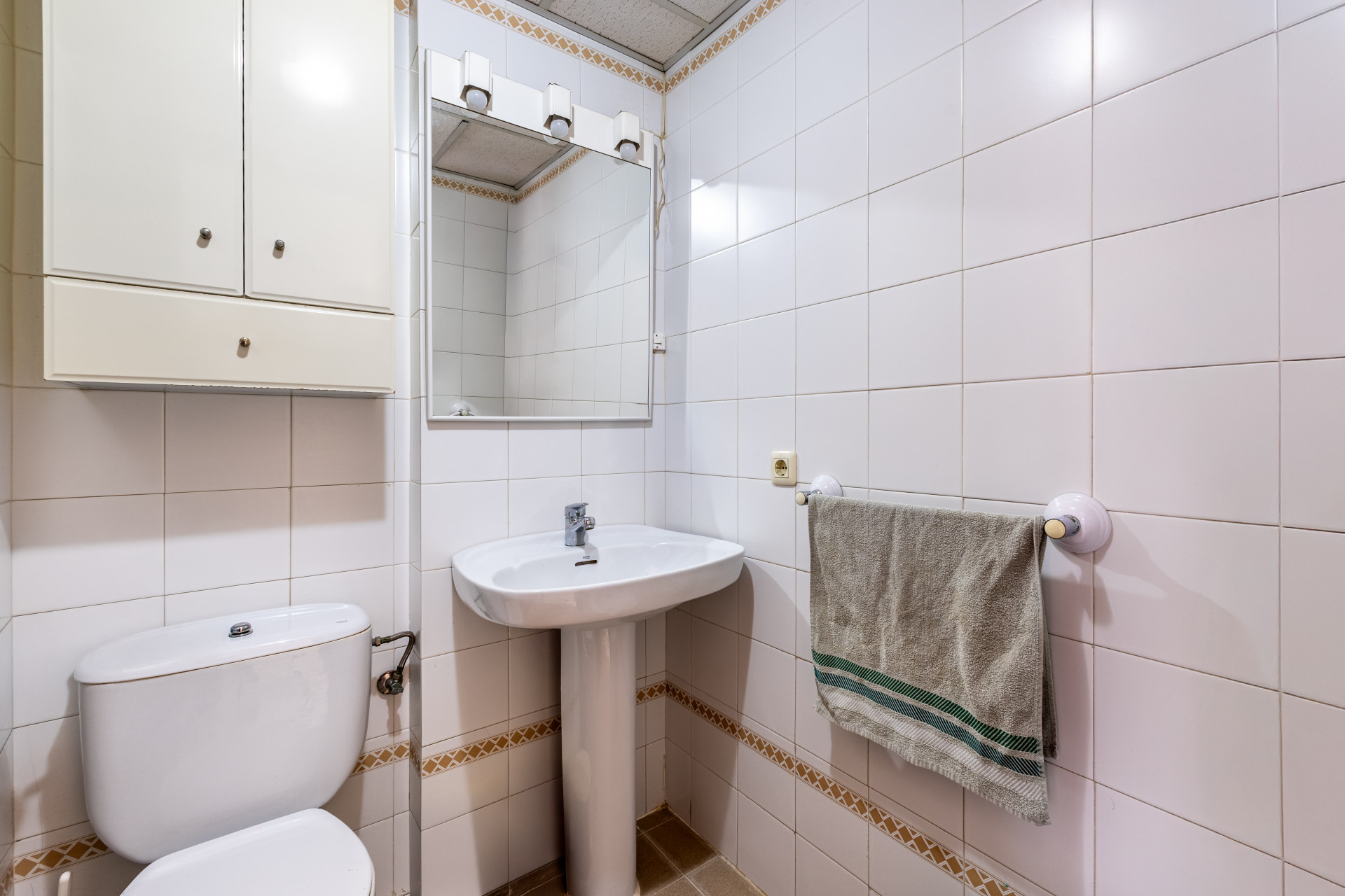 Spacious triplex with 5 bedrooms