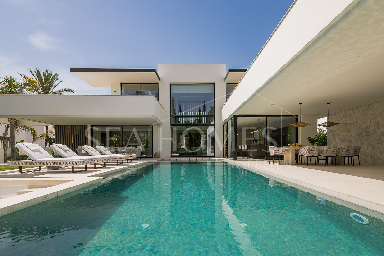 Modern Luxury Villa in Nueva Andalucia