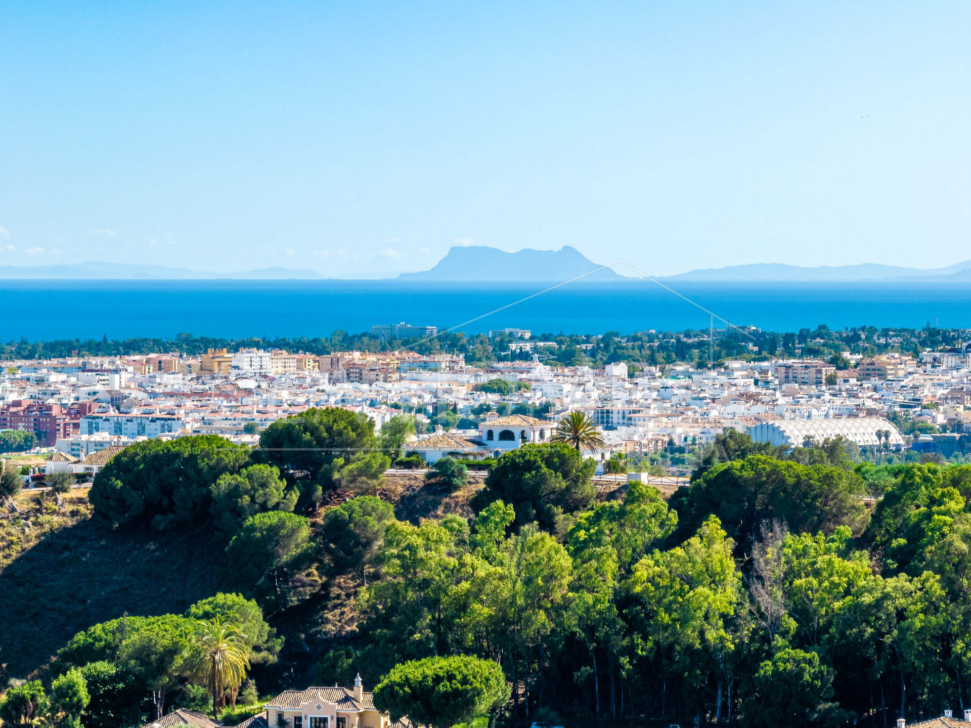 Modern Luxury Villa in Nueva Andalucia