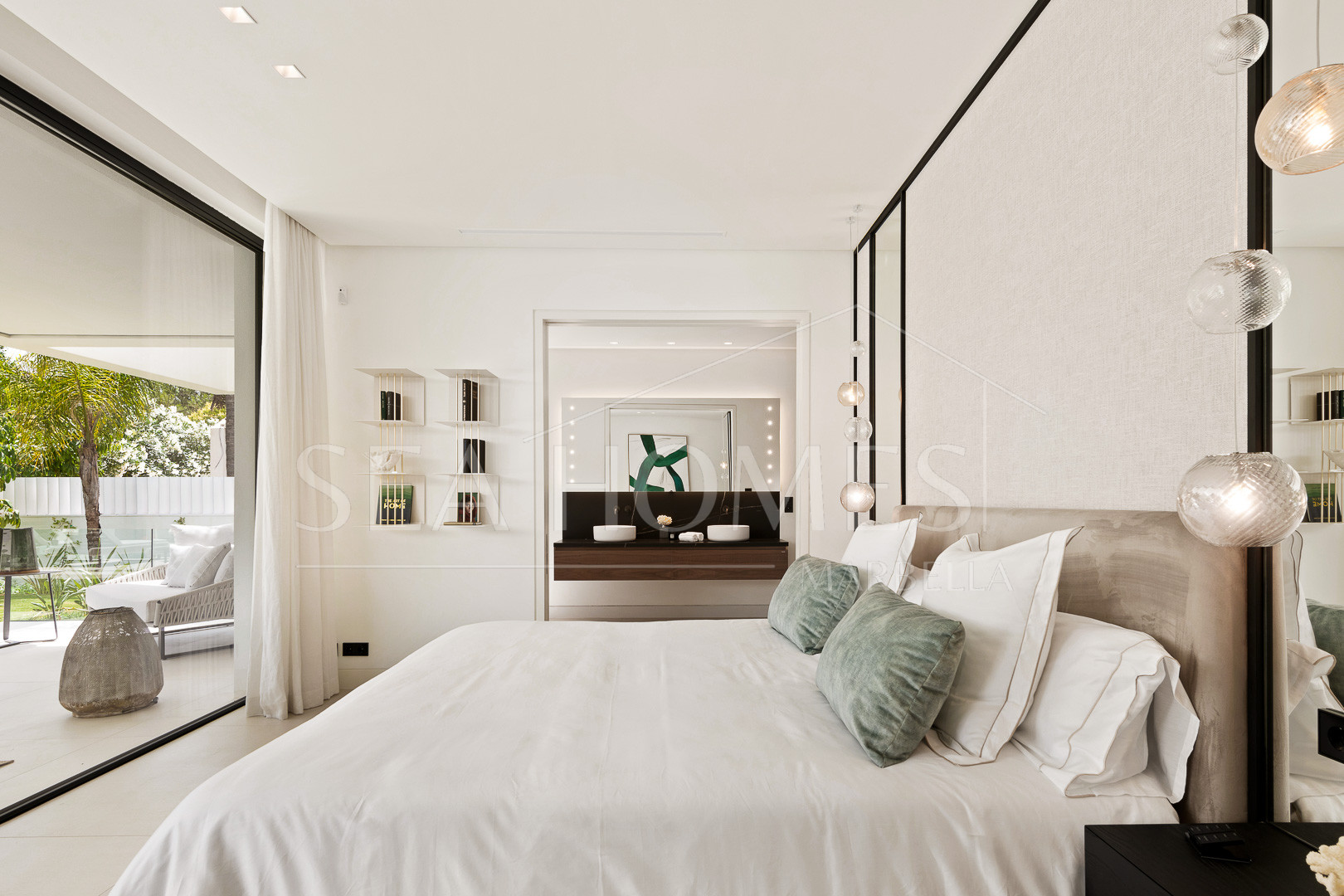 Modern Luxury Villa in Nueva Andalucia