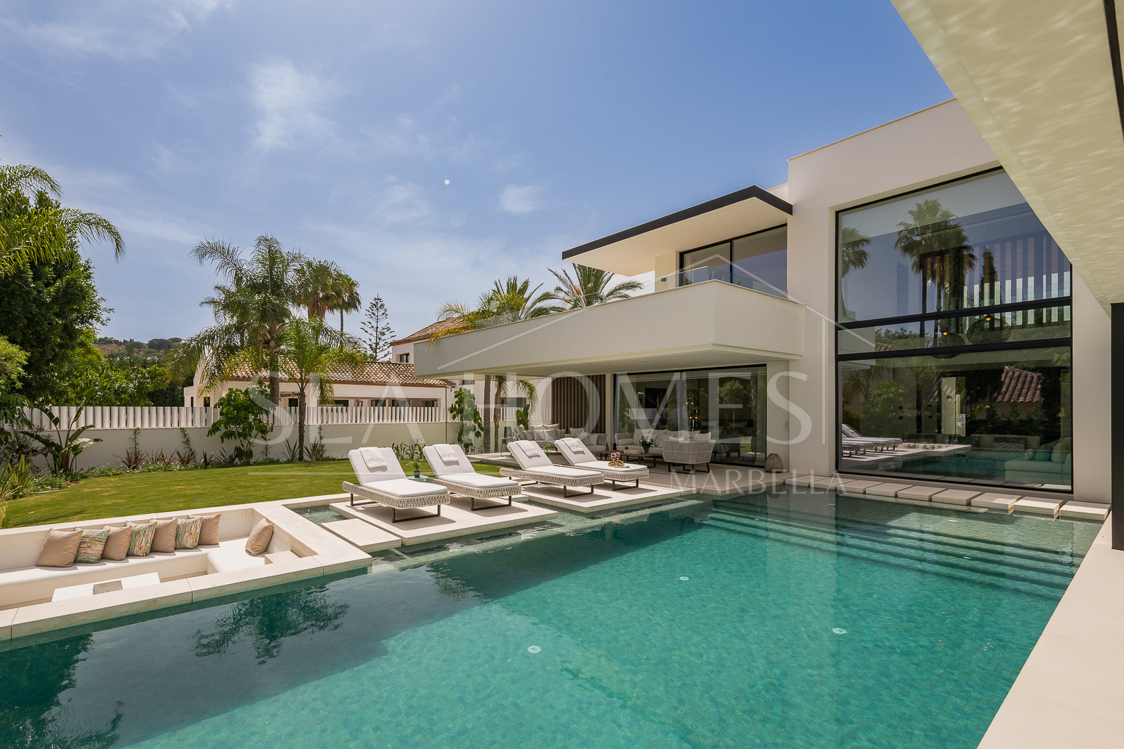 Modern Luxury Villa in Nueva Andalucia