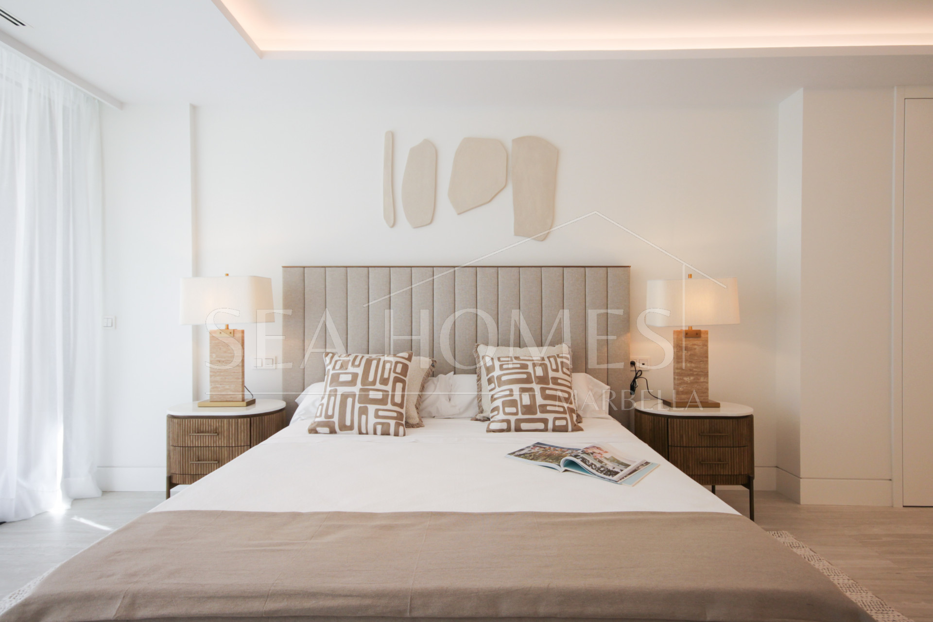 3 bedroom front line beach apartment with sea views for sale in The Sapphire, Estepona