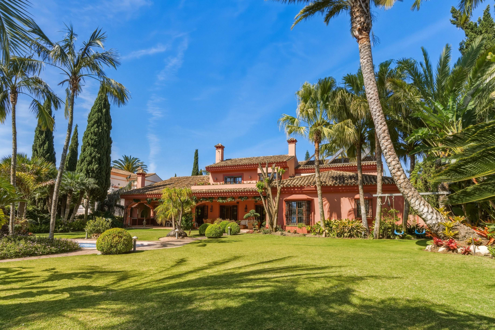 6-bed townhouse, San Pedro de Alcantara