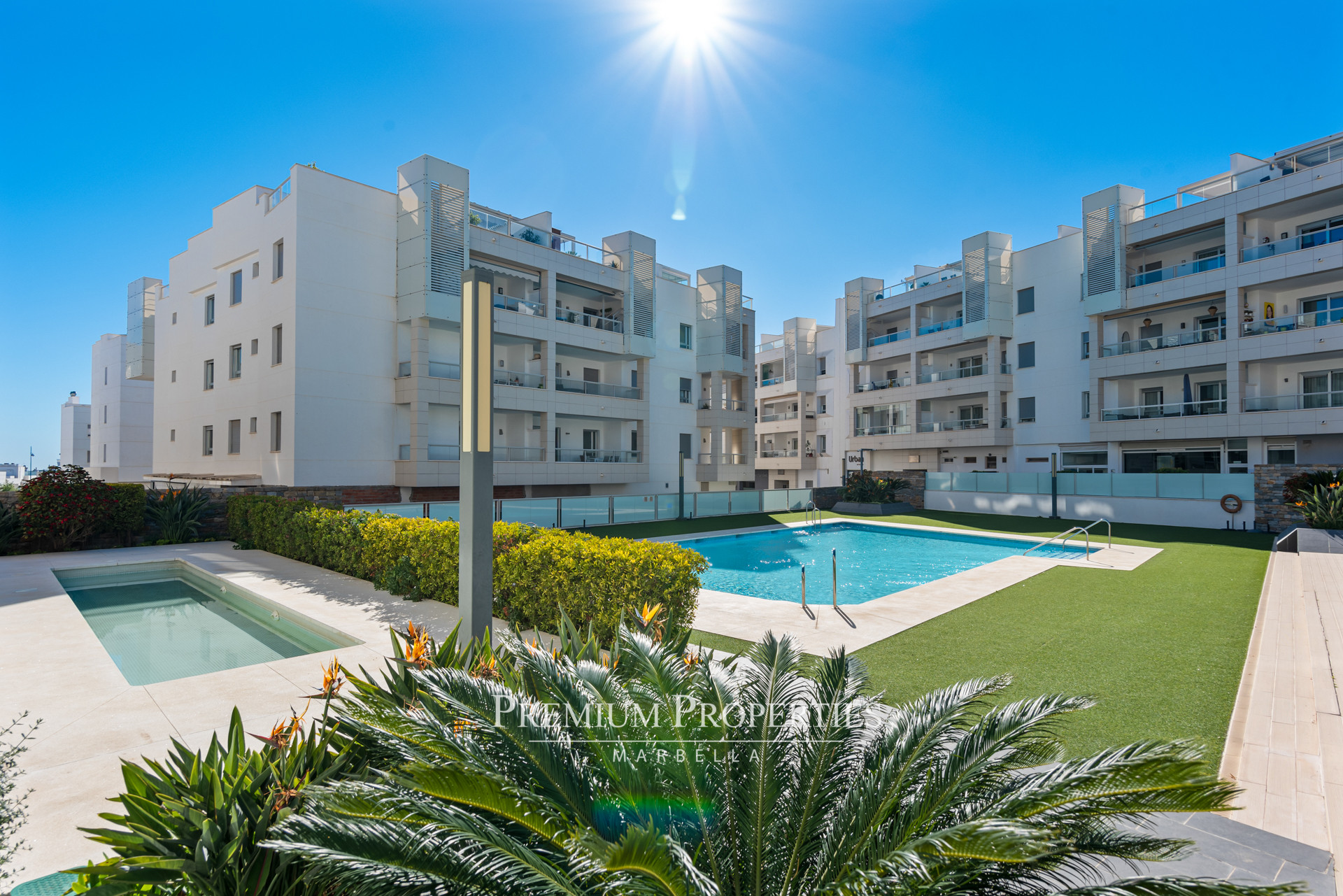 Modern apartment in prime location with tourist license