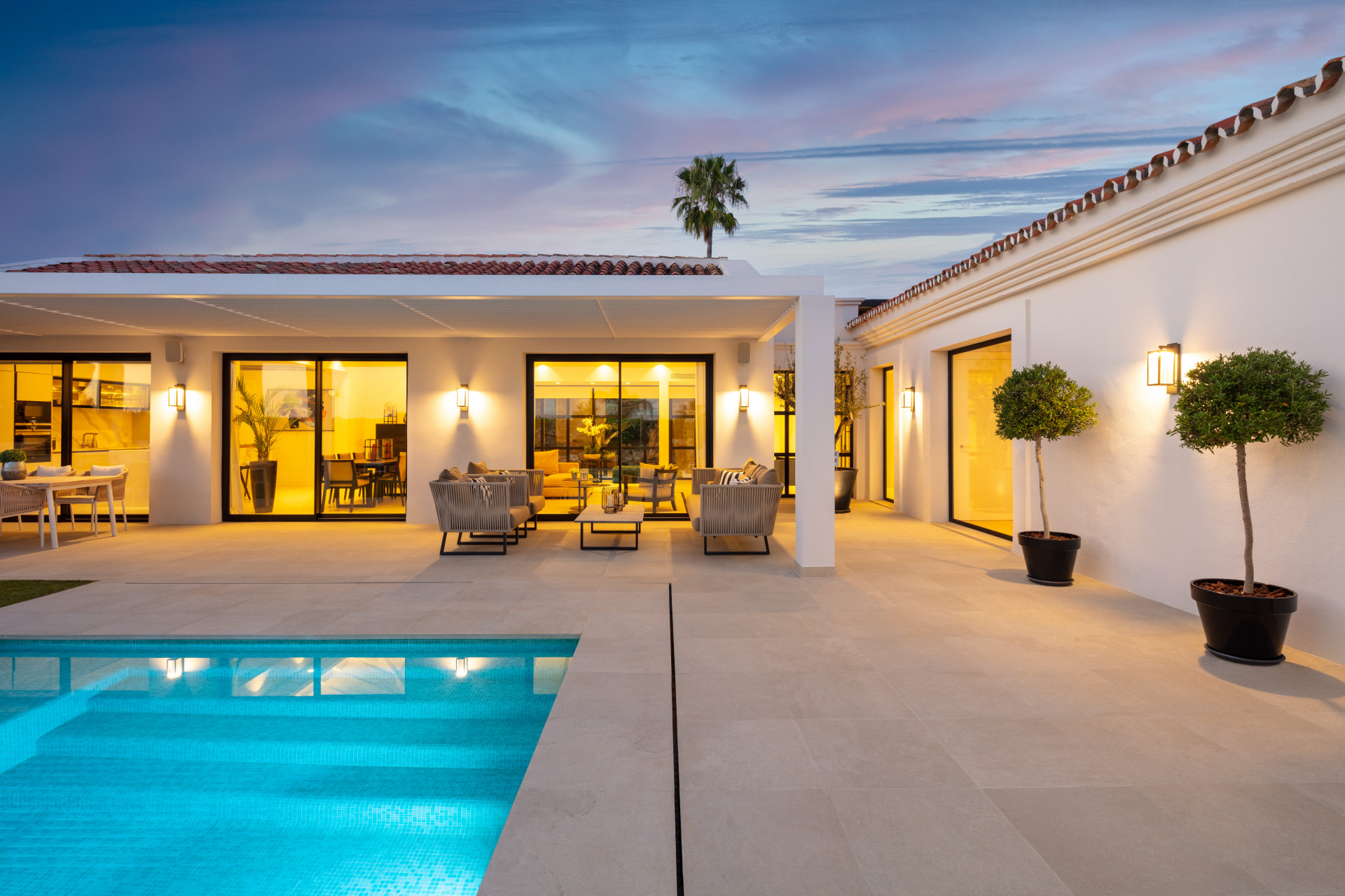 Villa con estilo andaluz contemporáneo