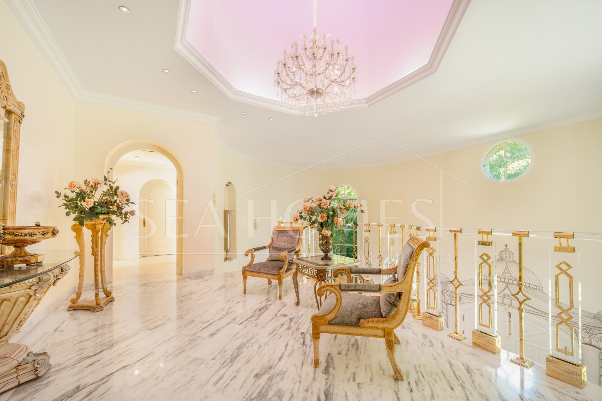 SPECTACULAR PRIVATE ESTATE WITH PANORAMIC VIEWS AND DEVELOPMENT POTENTIAL IN CASCADA DE CAMOJÁN