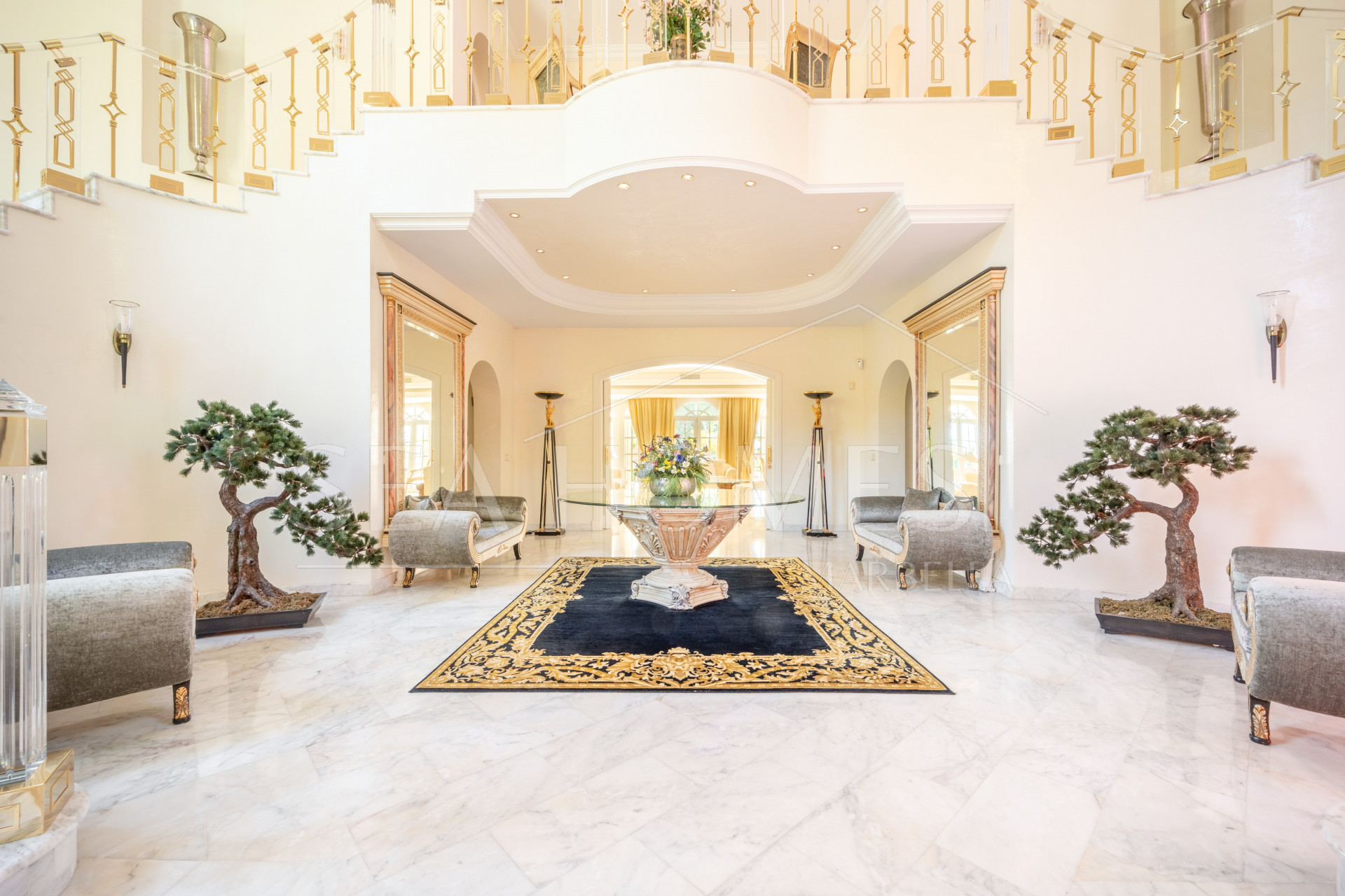 SPECTACULAR PRIVATE ESTATE WITH PANORAMIC VIEWS AND DEVELOPMENT POTENTIAL IN CASCADA DE CAMOJÁN