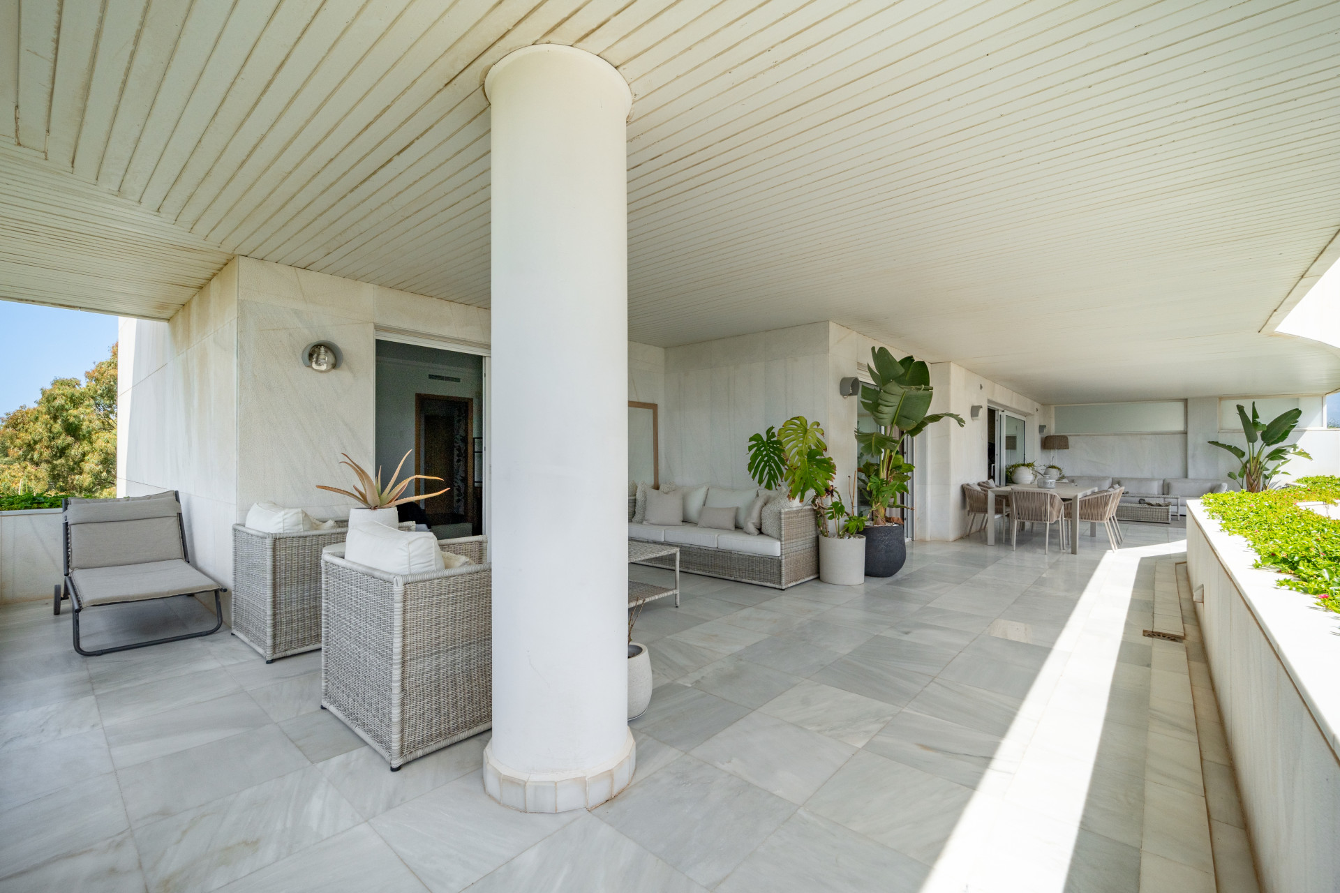 Image 18: Apartamento For sale, Puerto Banús, €2,300,000 [HFMs628493]