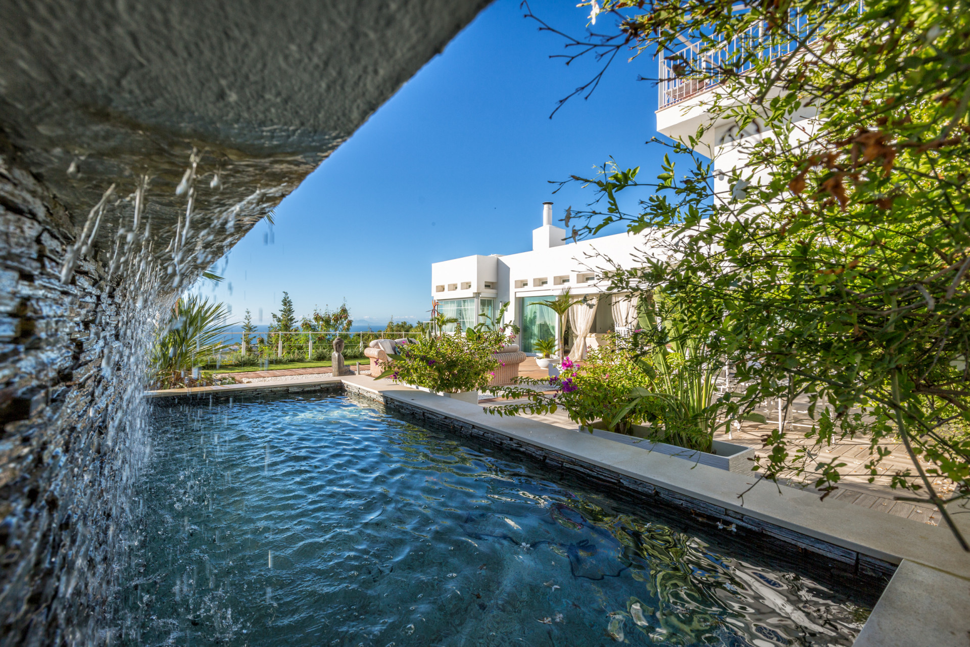 AUßERGEWÖHNLICHE, CHARME VILLA ZU VERKAUFEN IN ESTEPONA