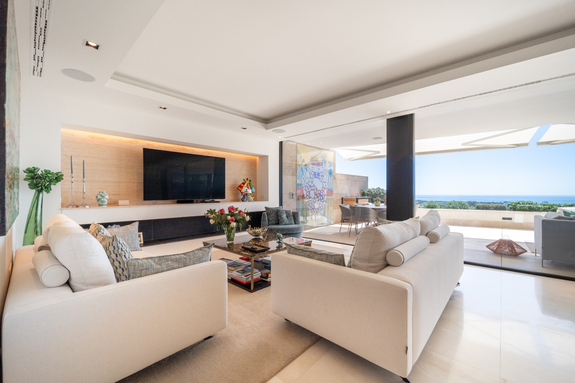 ELEGANCIA MODERNA Y VISTAS AL MAR EN UNA DE LAS ZONAS MÁS EXCLUSIVAS DE LA QUINTA