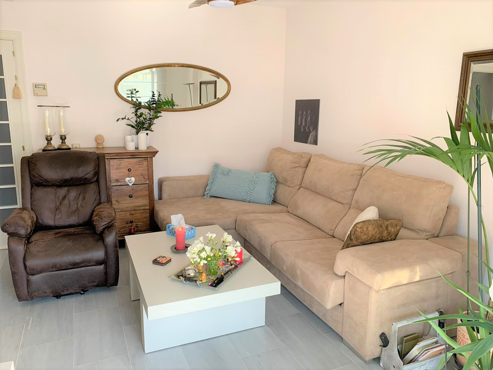 Bright penthouse with spectacular solarium and panoramic views in the Port of Estepona! — photo 6