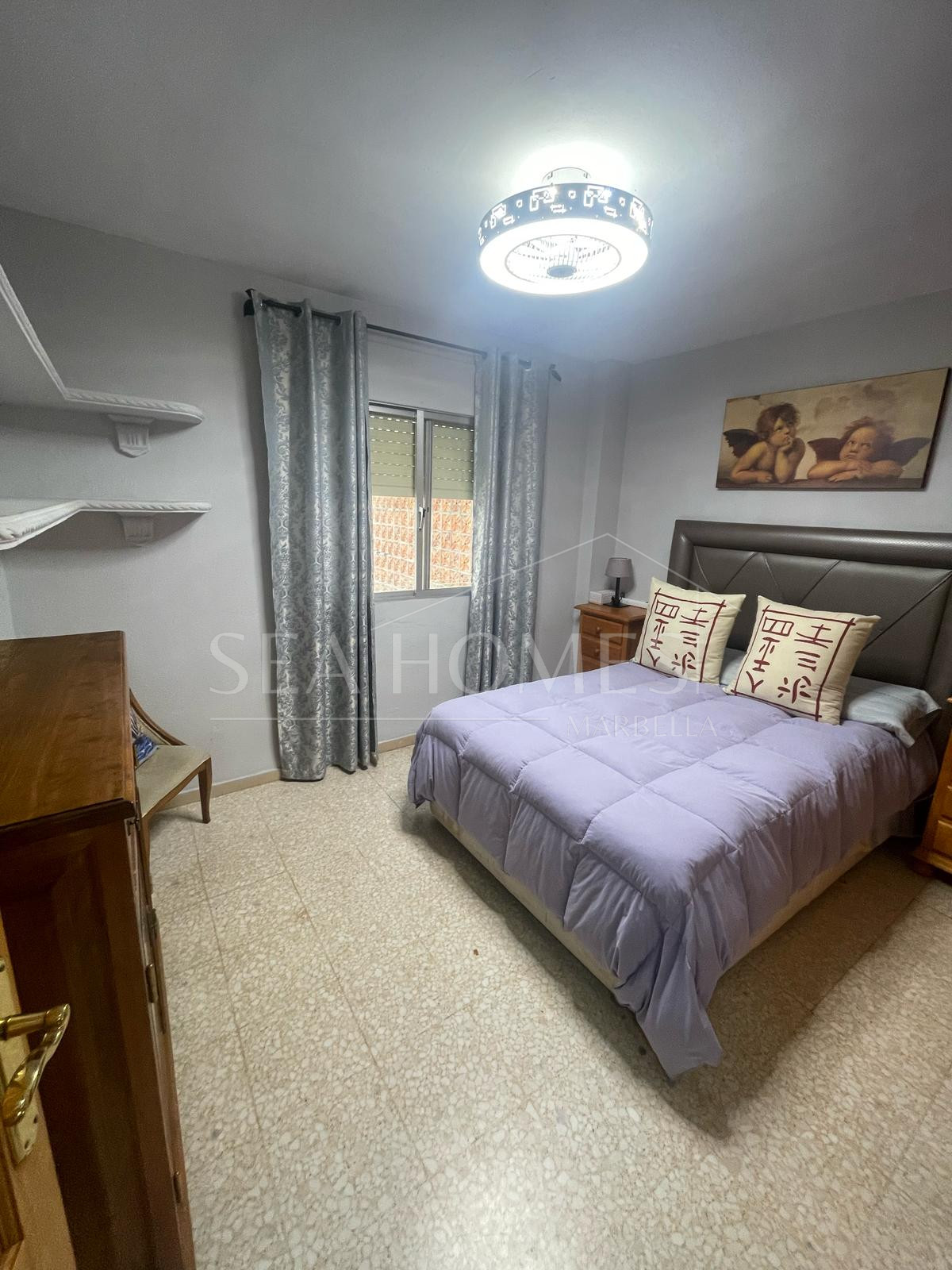 Opportunity for a 3-bedroom apartment near the Port of Estepona!