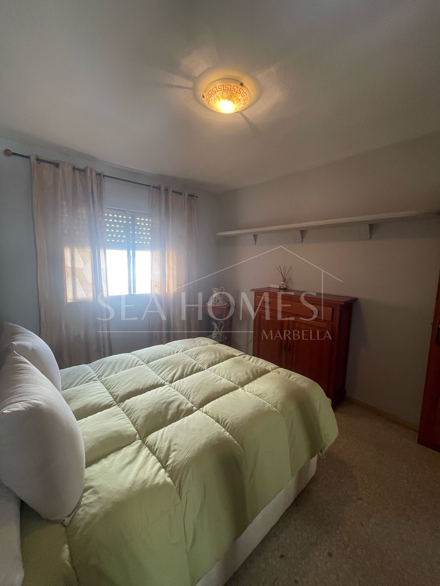 Opportunity for a 3-bedroom apartment near the Port of Estepona!