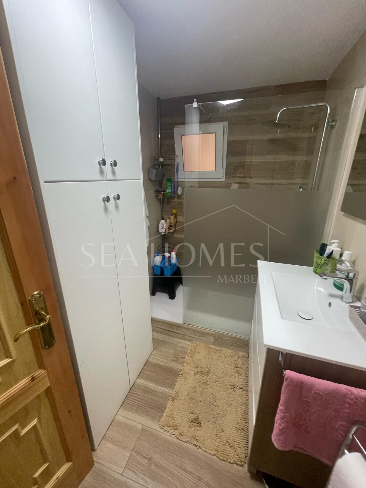 Opportunity for a 3-bedroom apartment near the Port of Estepona!