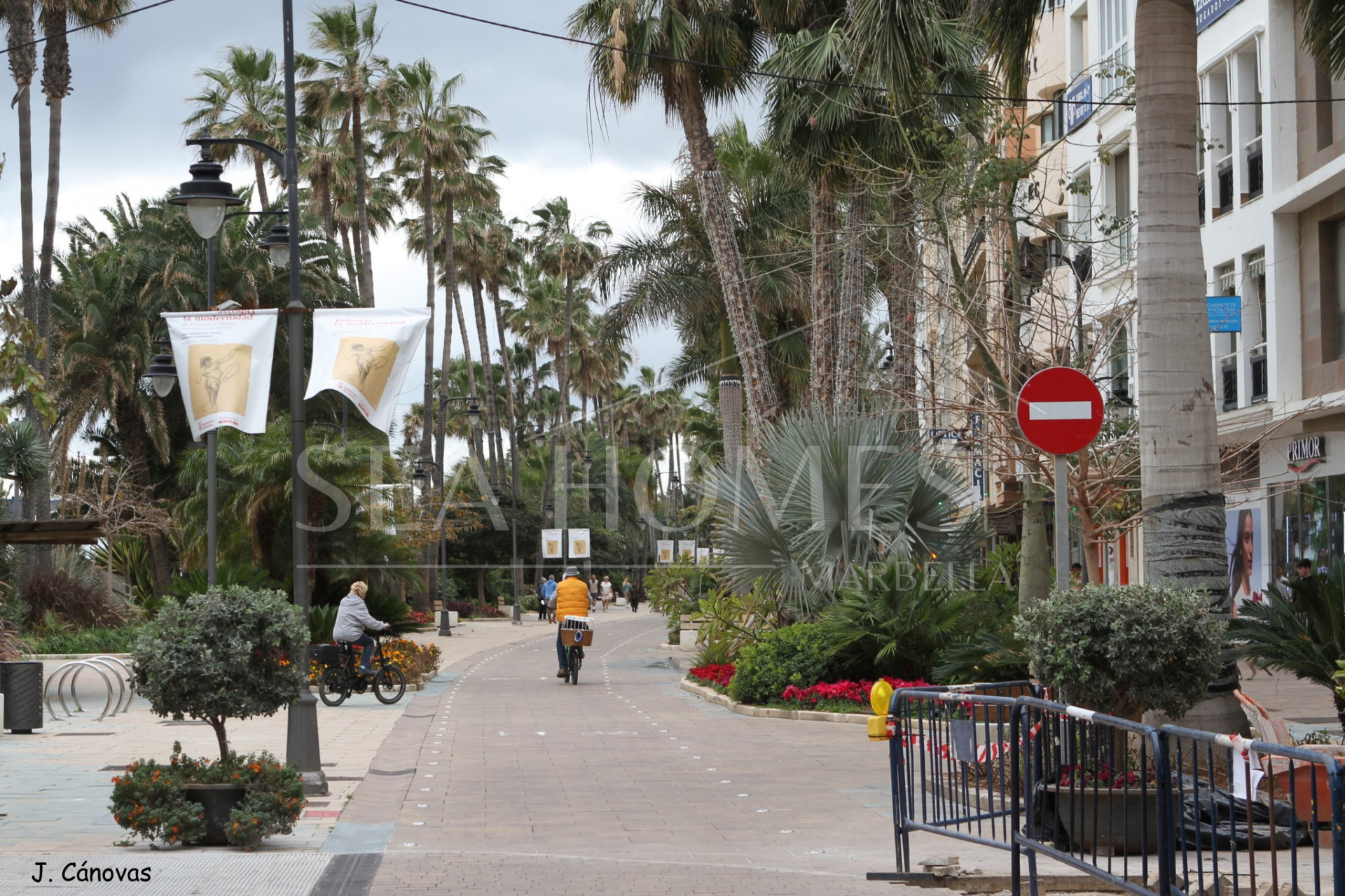 Opportunity for a 3-bedroom apartment near the Port of Estepona!