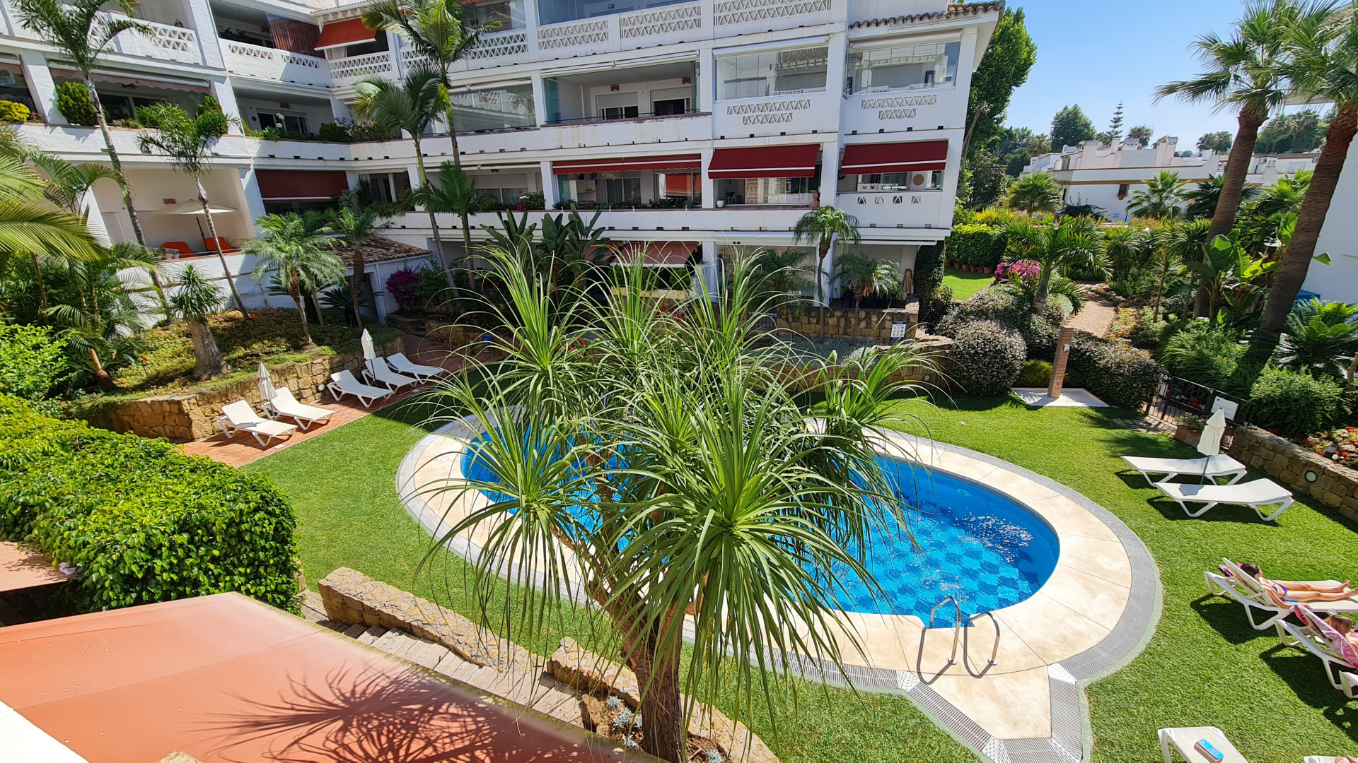 Attention! The only apartment for sale in Las Cañas Beach, beach side of Marbella's Golden Mile!