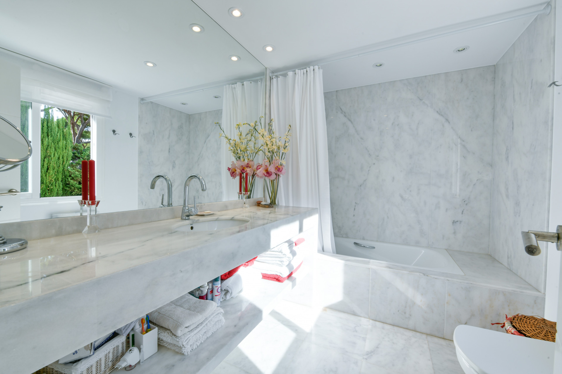 Image {index}:  For sale, The Golden Mile, €2,390,000 [6176]