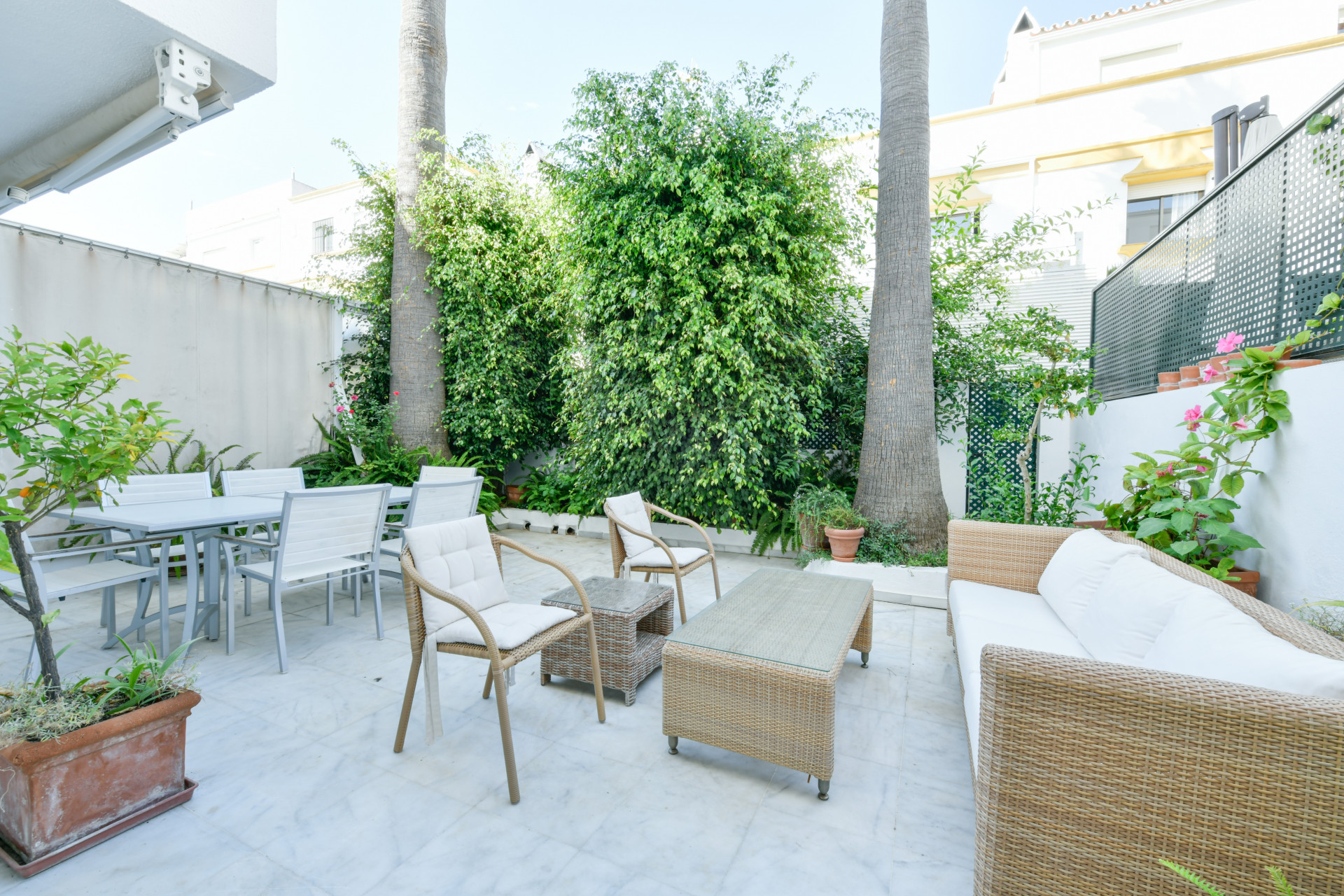 Image {index}:  For sale, The Golden Mile, €2,390,000 [6176]